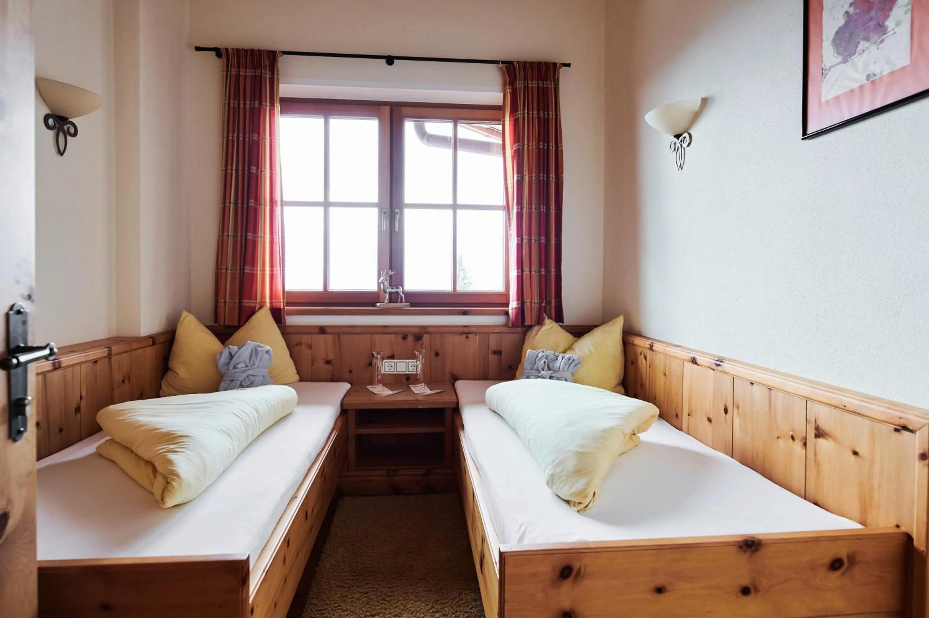 Bedroom, Bed in Berggasthof Platzlalm