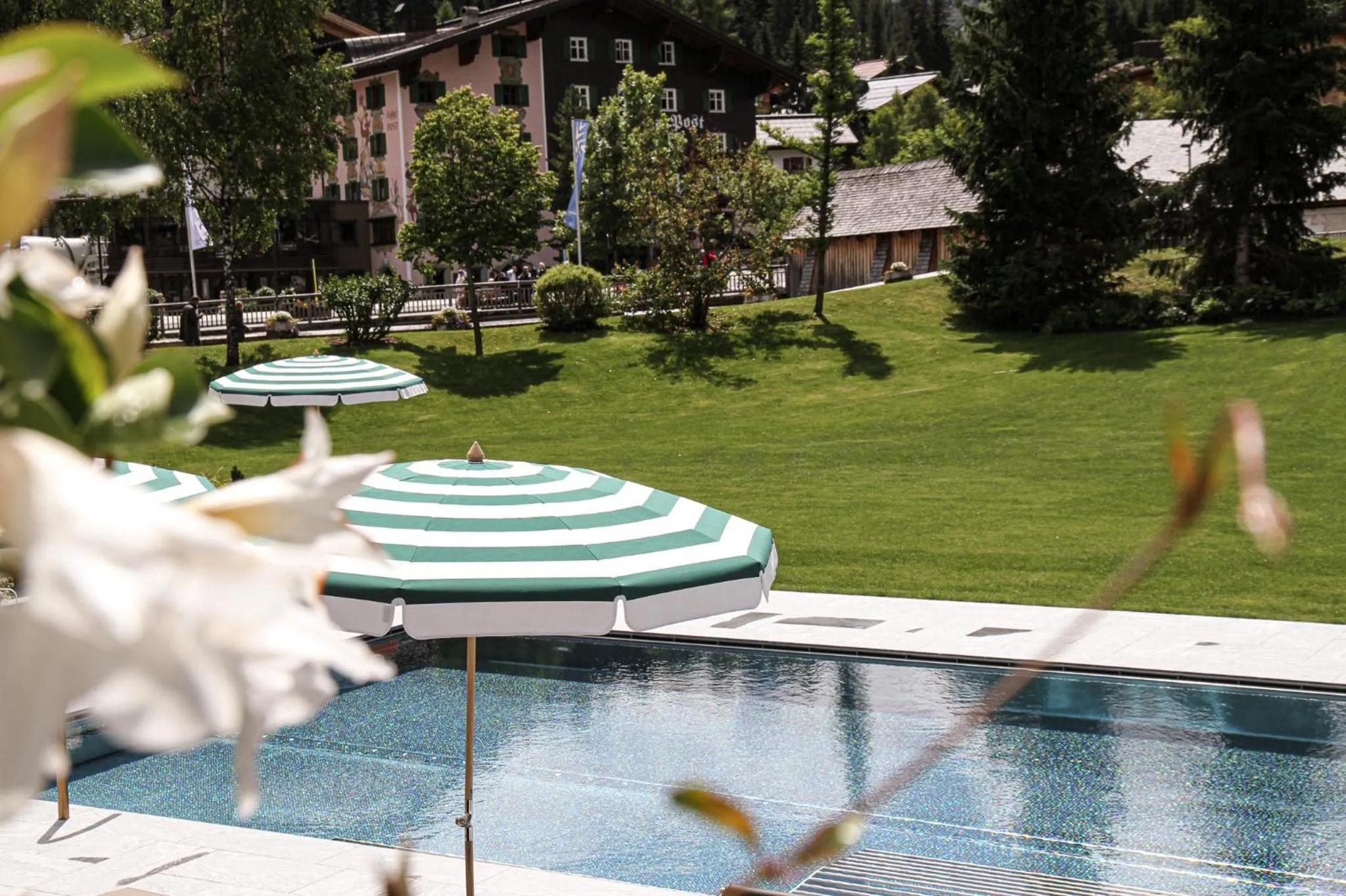 Mountain view in Hotel Arlberg Lech