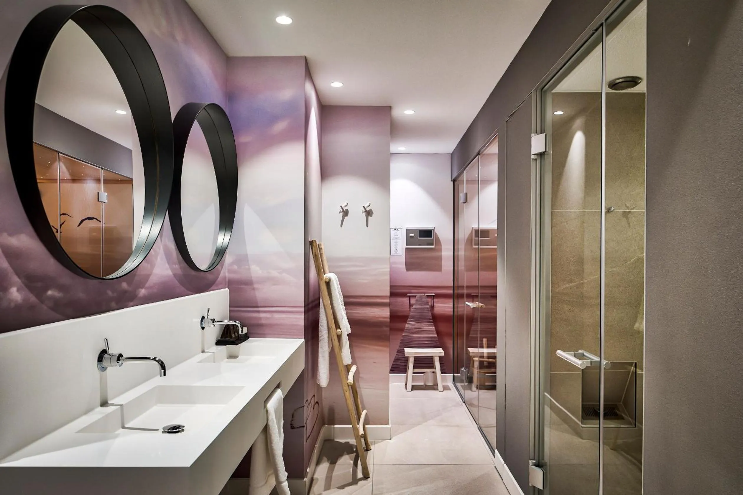 Bathroom in Van der Valk Hotel Tilburg