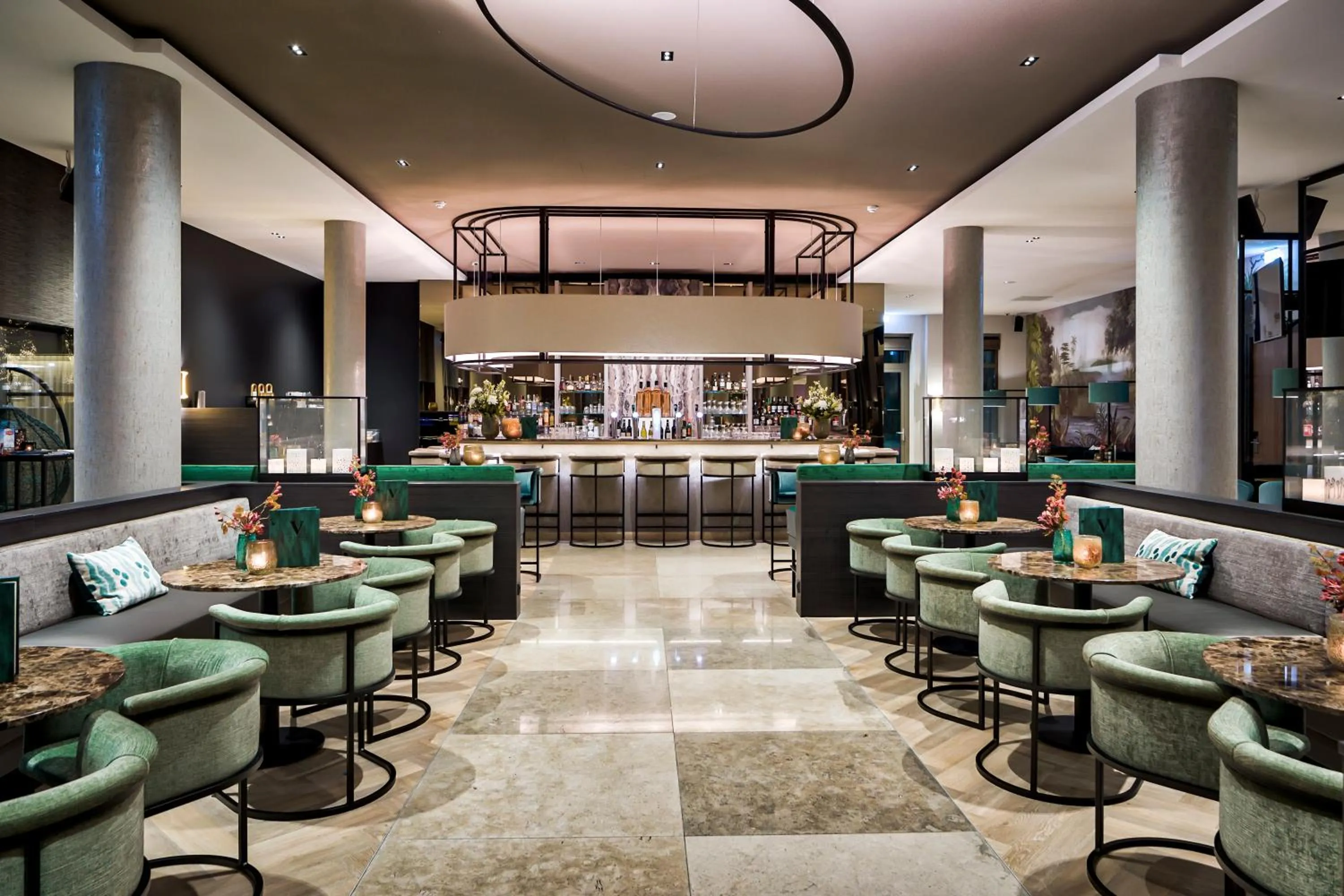 Lounge or bar in Van der Valk Hotel Tilburg