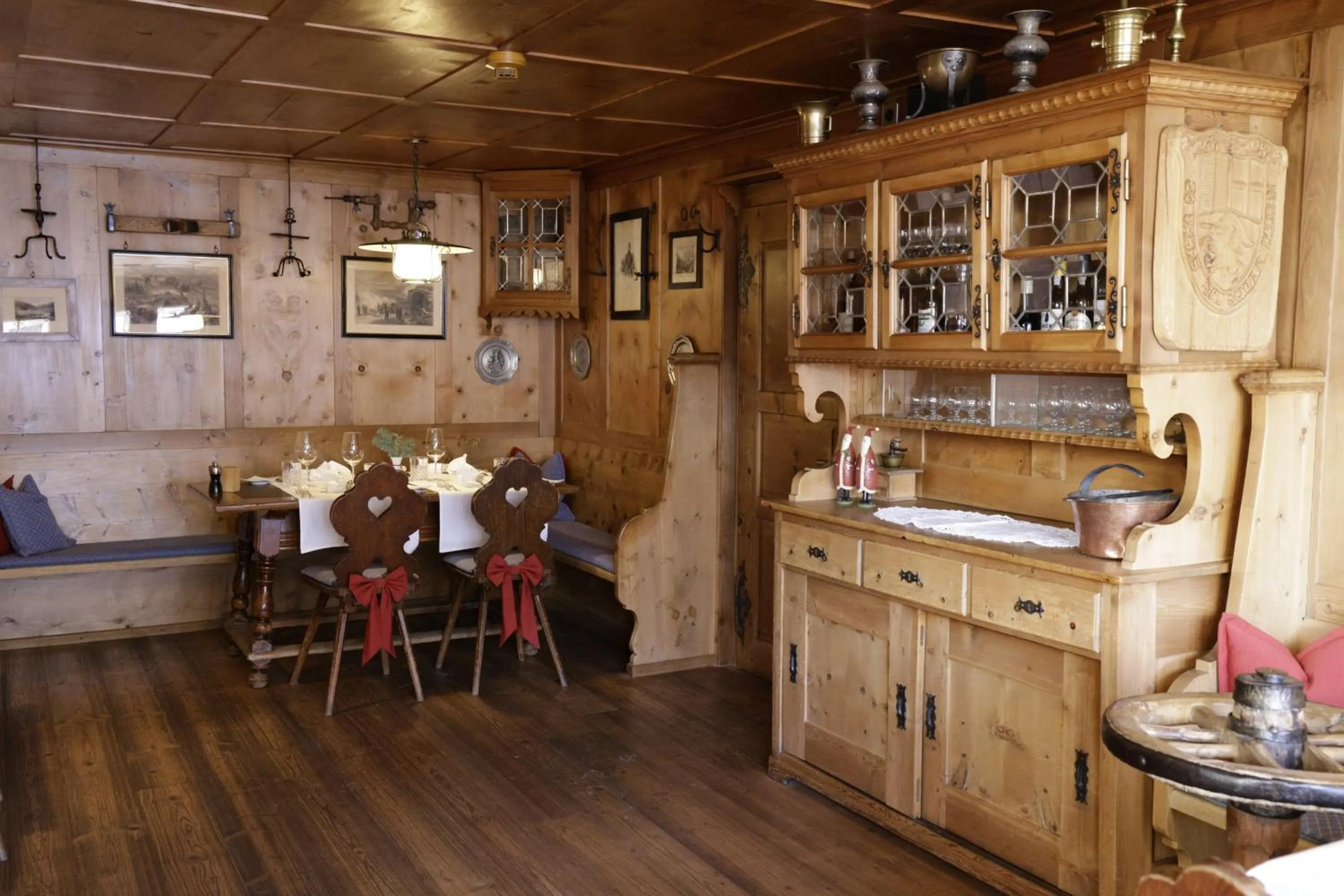 Restaurant/places to eat in Hotel Alpina Parpan