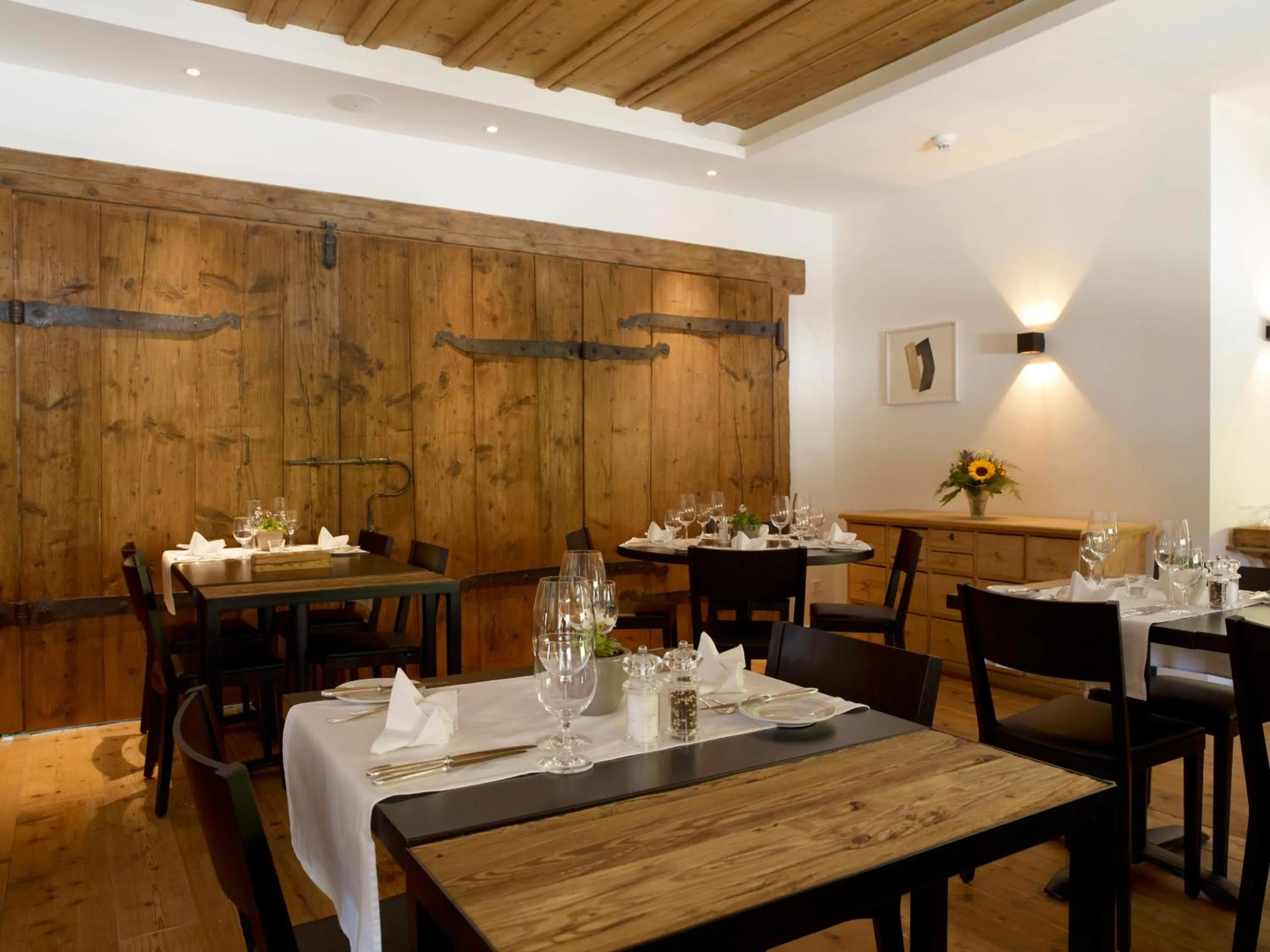 Restaurant/places to eat in Hotel Alpina Parpan