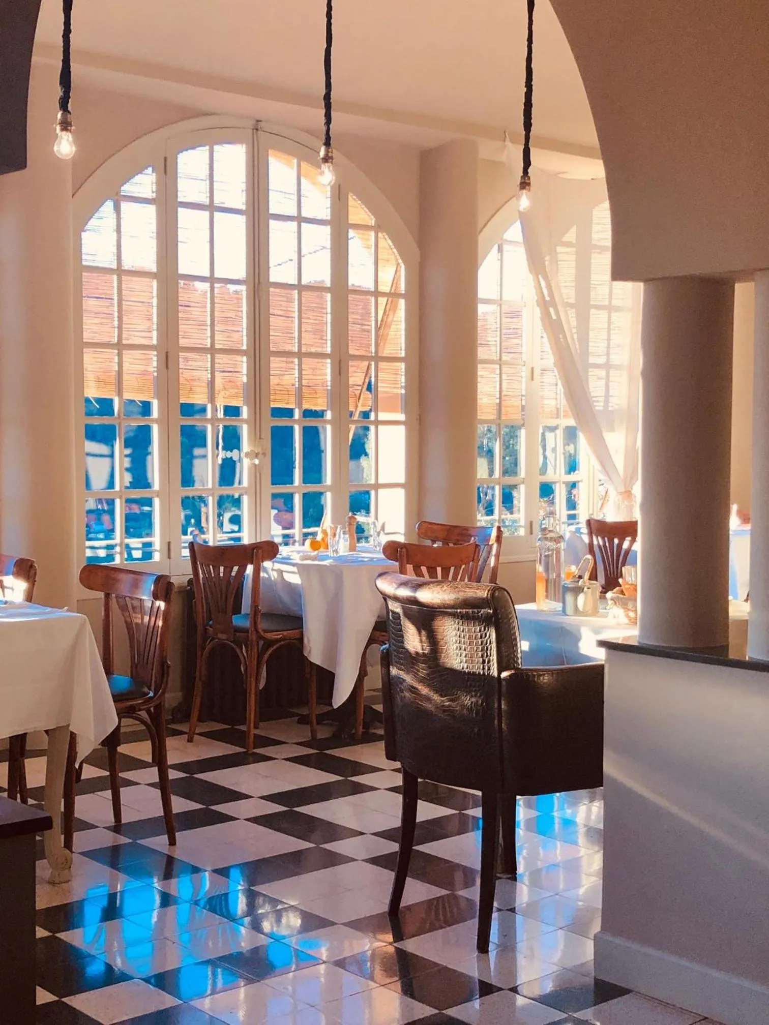 Restaurant/places to eat in Hôtel particulier des Jasmins