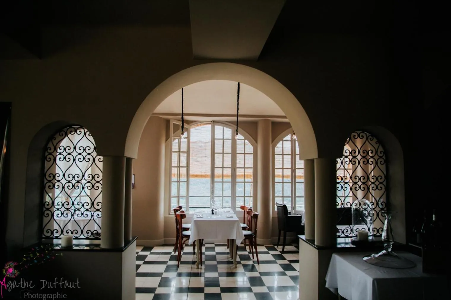Restaurant/places to eat in Hôtel particulier des Jasmins