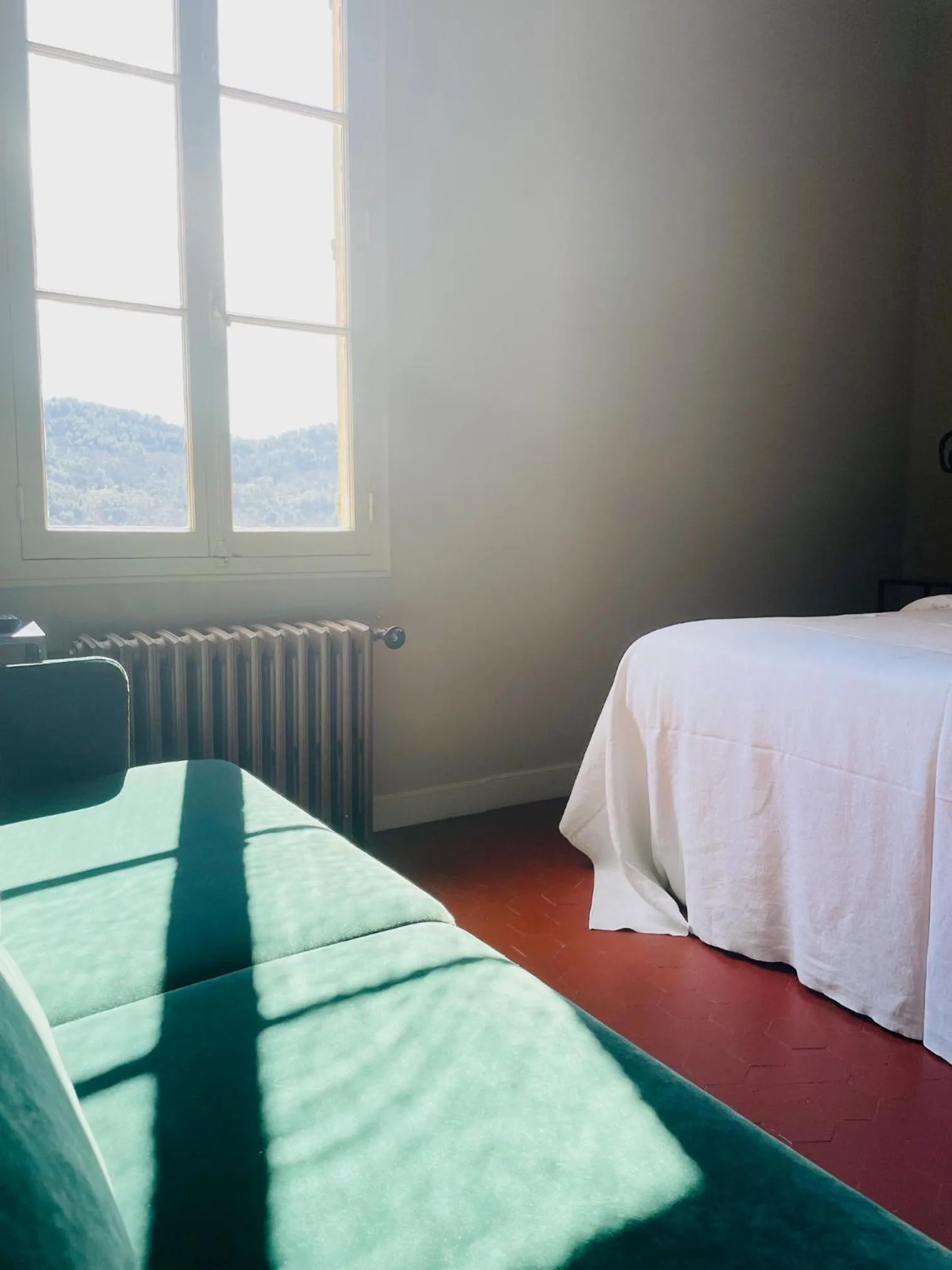 Photo of the whole room, Bed in Hôtel particulier des Jasmins