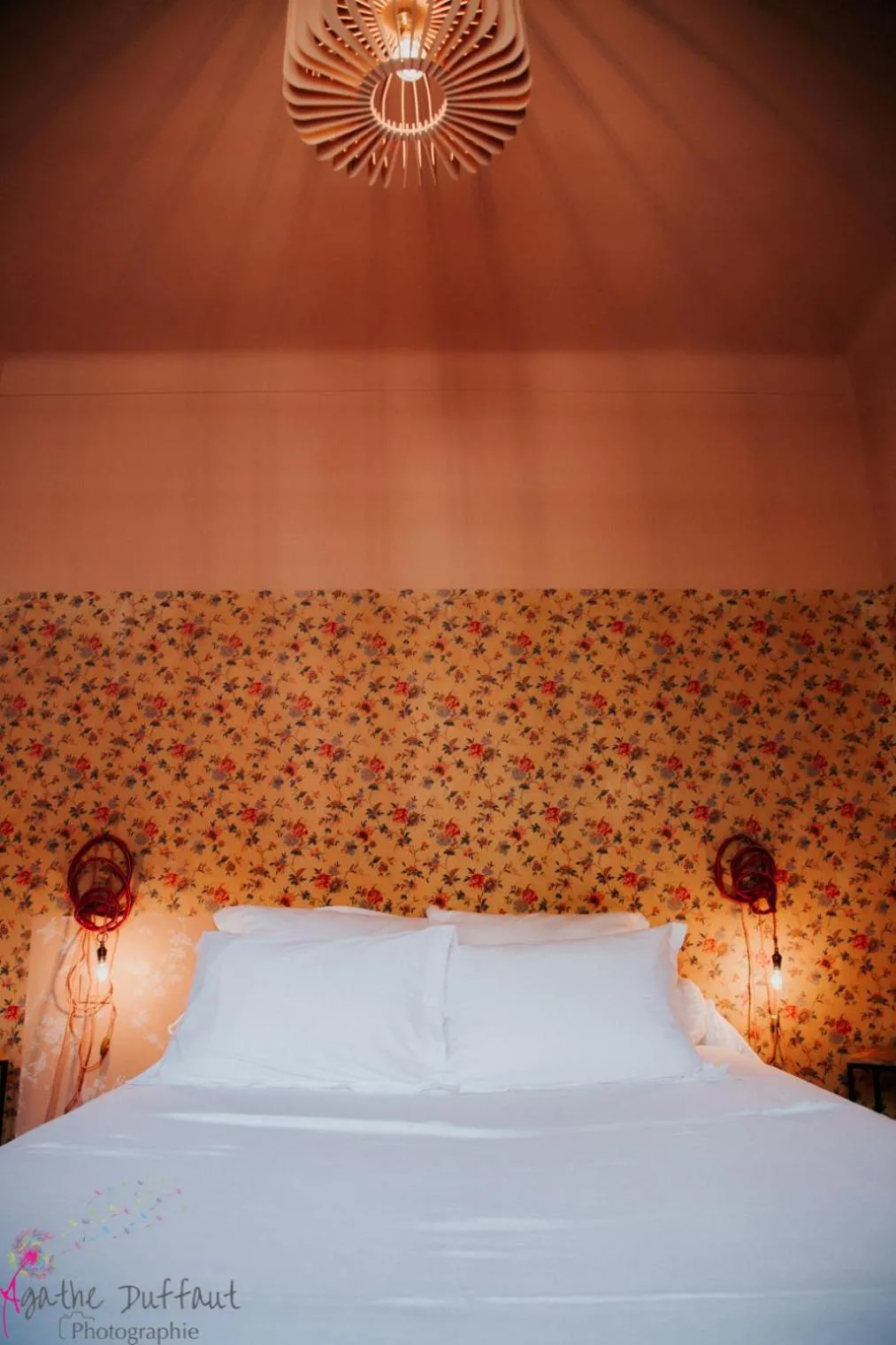Bedroom, Bed in Hôtel particulier des Jasmins