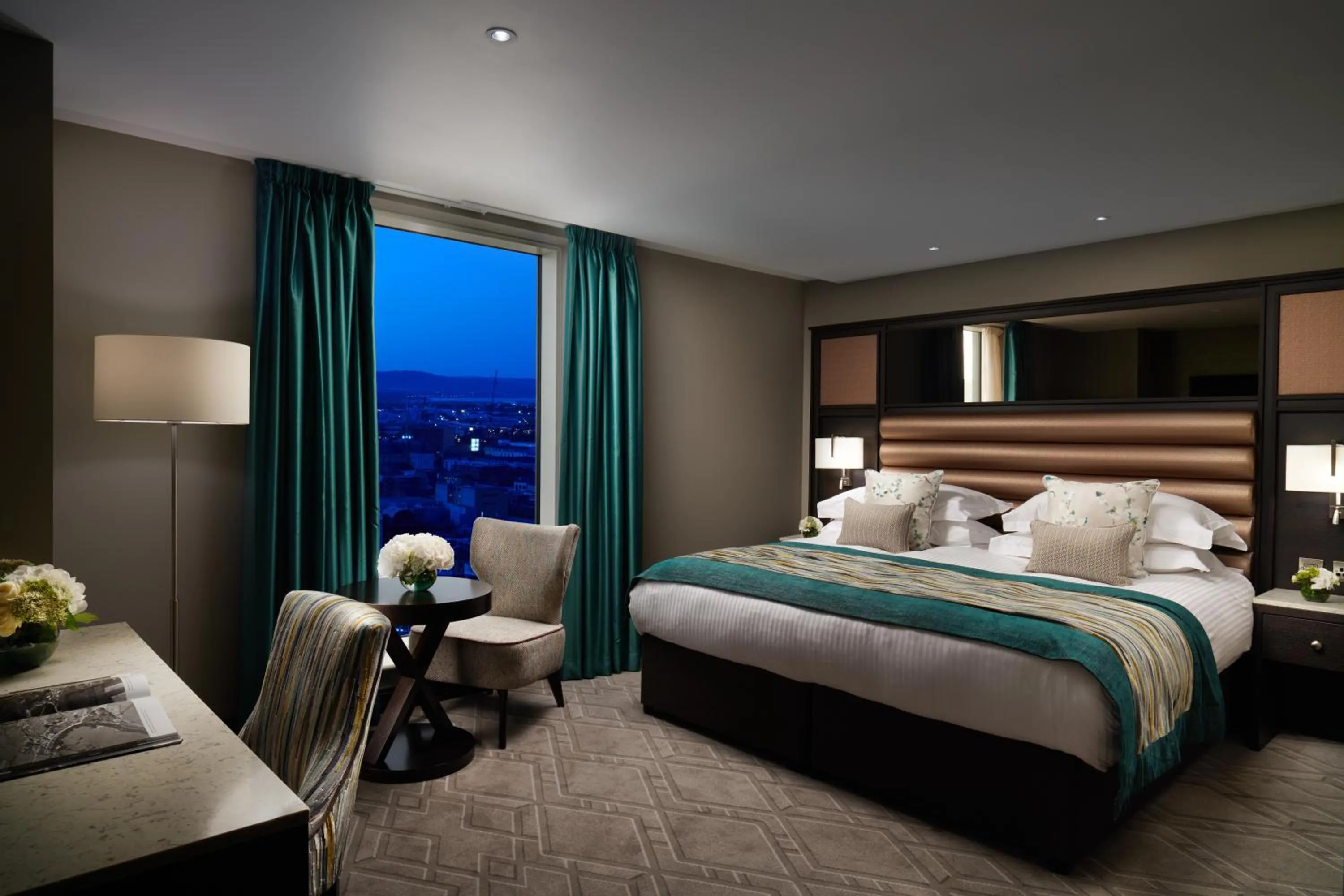 Bedroom, Bed in Grand Central Hotel Belfast