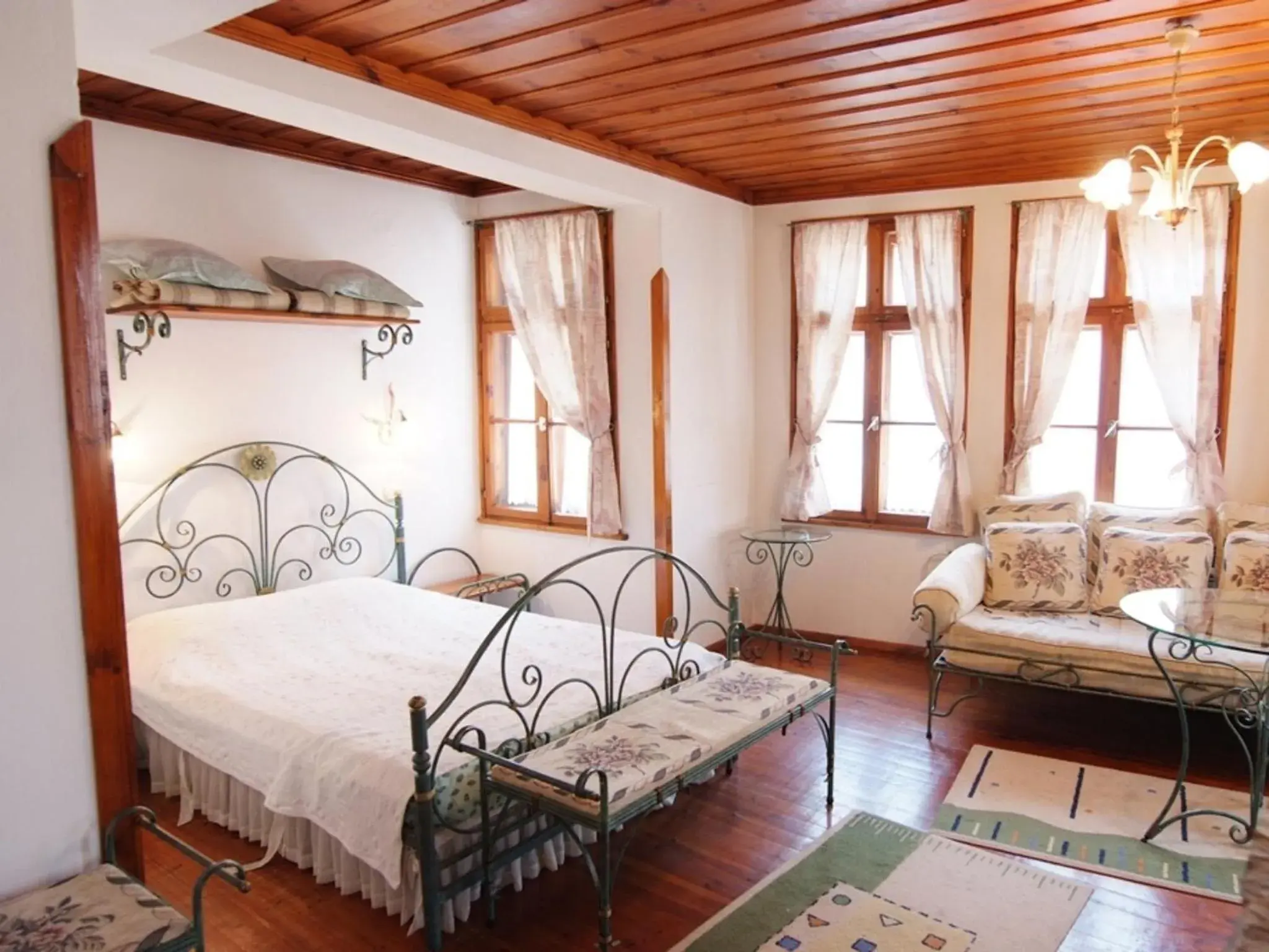 Superior Suite in Despot Slav Hotel & Restaurant Superior Suite in Despot Slav Hotel & Restaurant