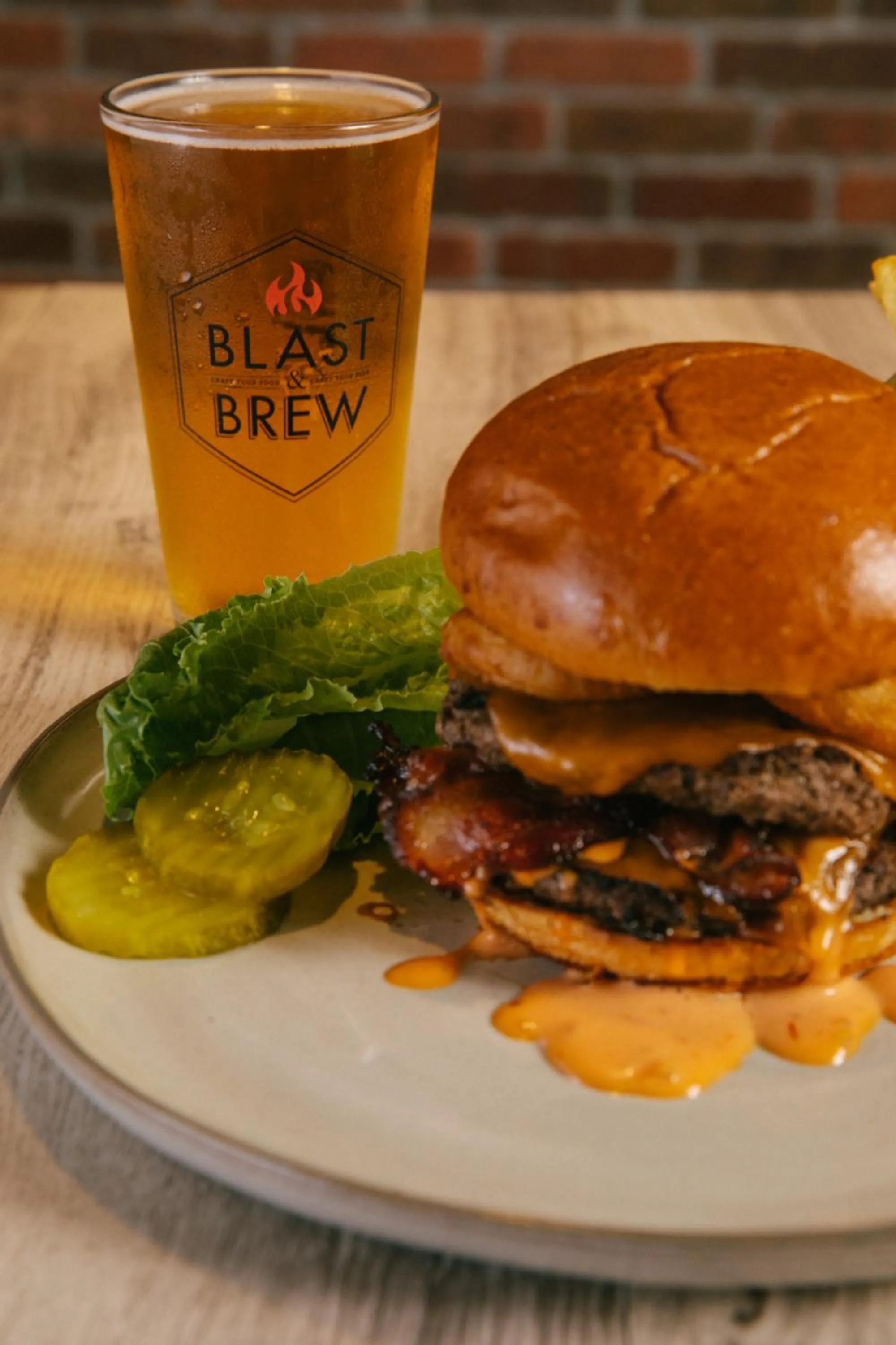 Restaurant/places to eat in SeaCrest Oceanfront Hotel