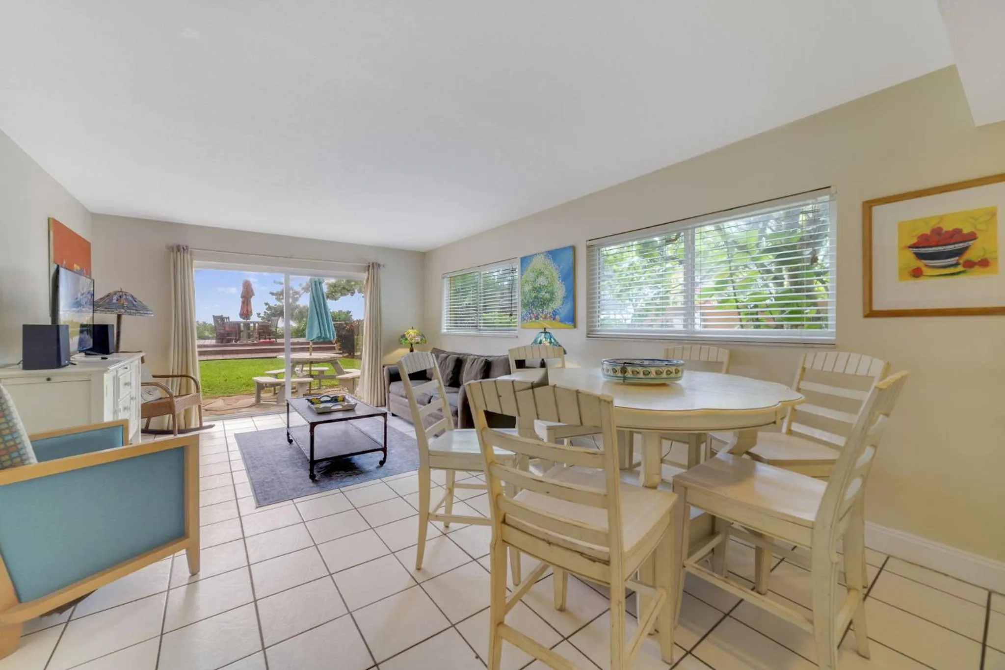 Living room in Beach Place Guesthouses
