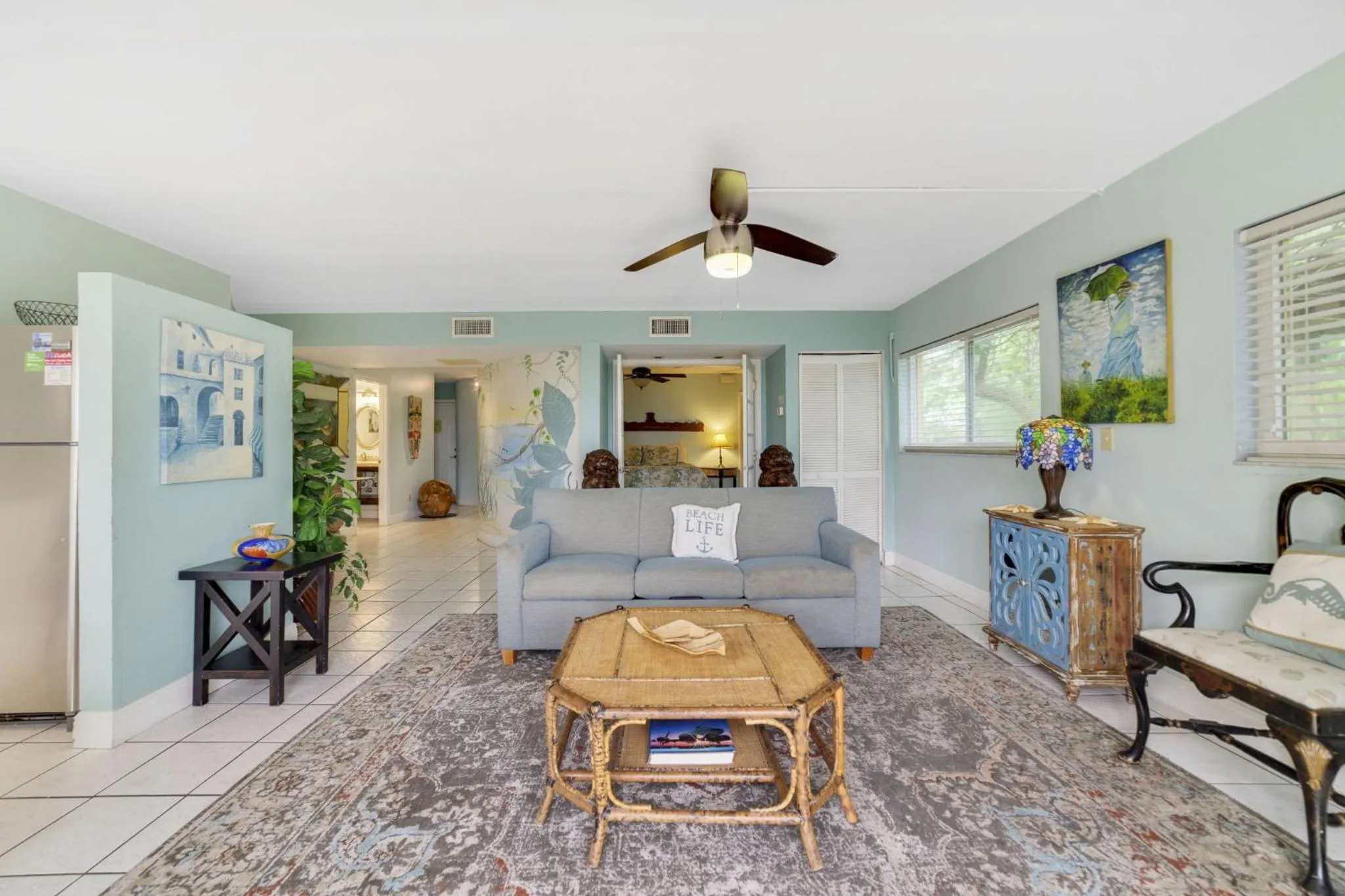 Living room in Beach Place Guesthouses