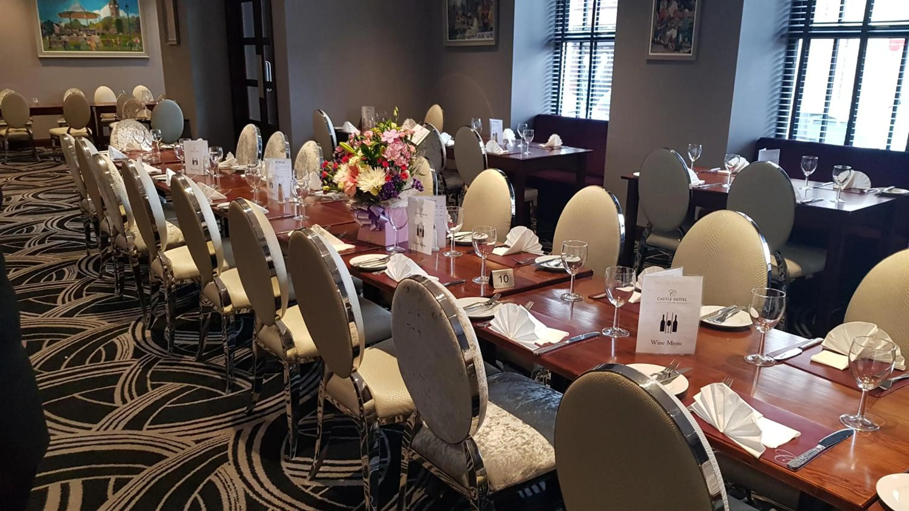 Restaurant/places to eat in The Castle Hotel Neath