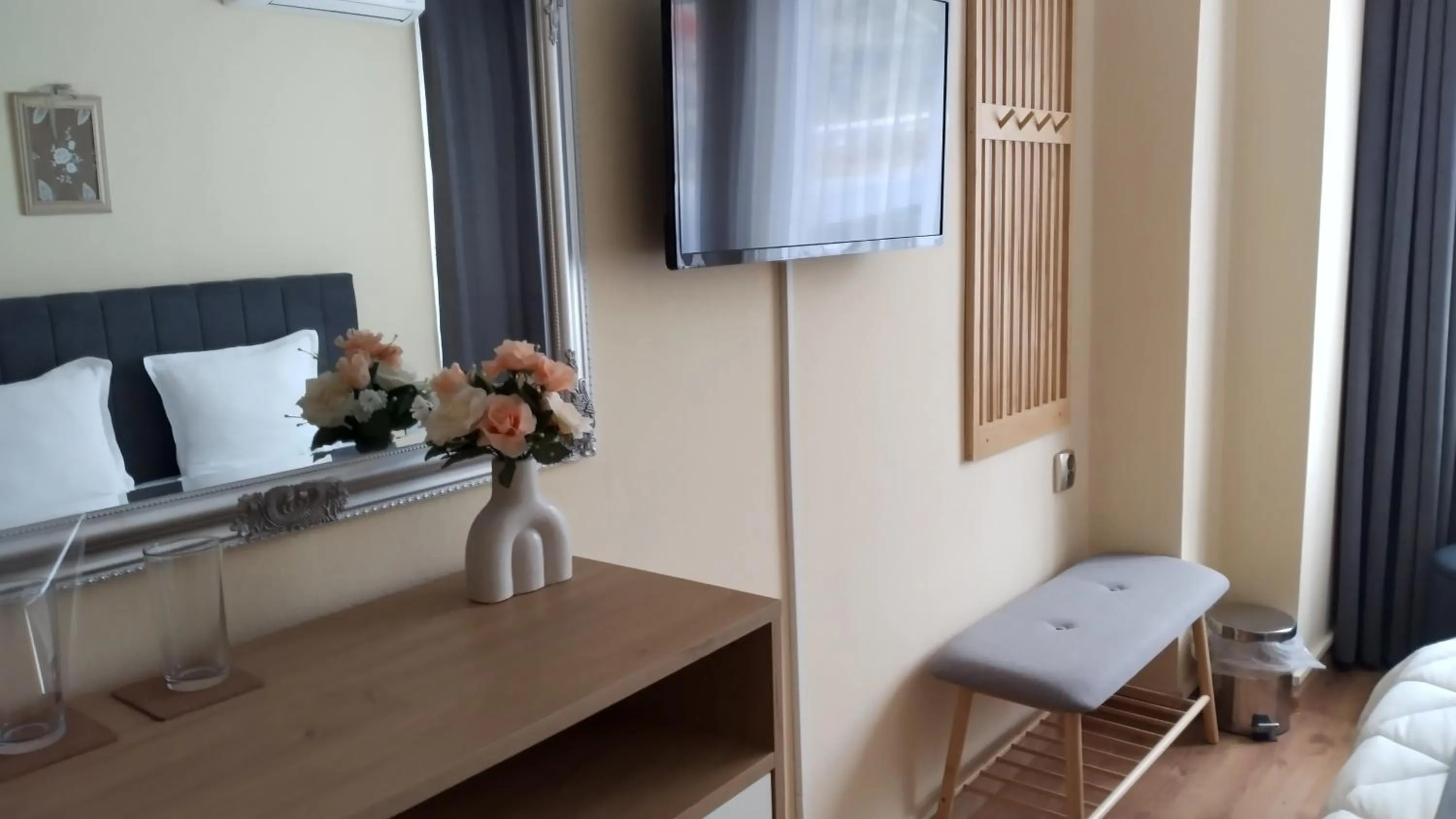 Bed in Victoria Family Hotel