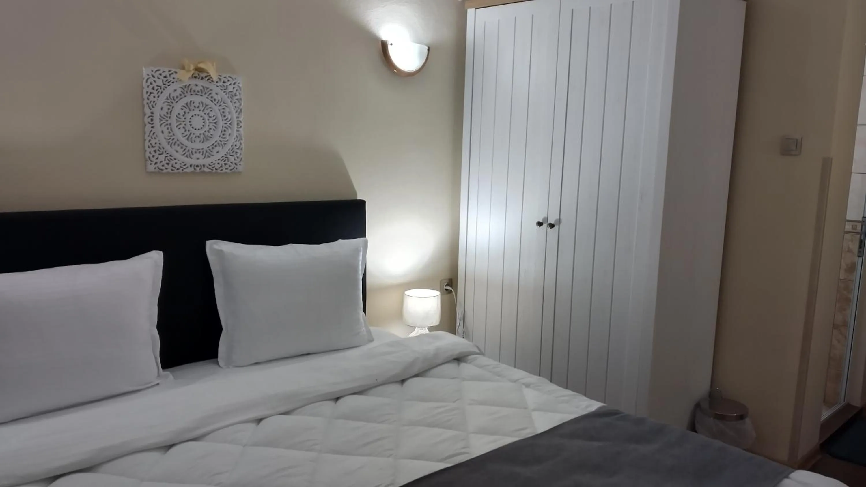 Bed in Victoria Family Hotel