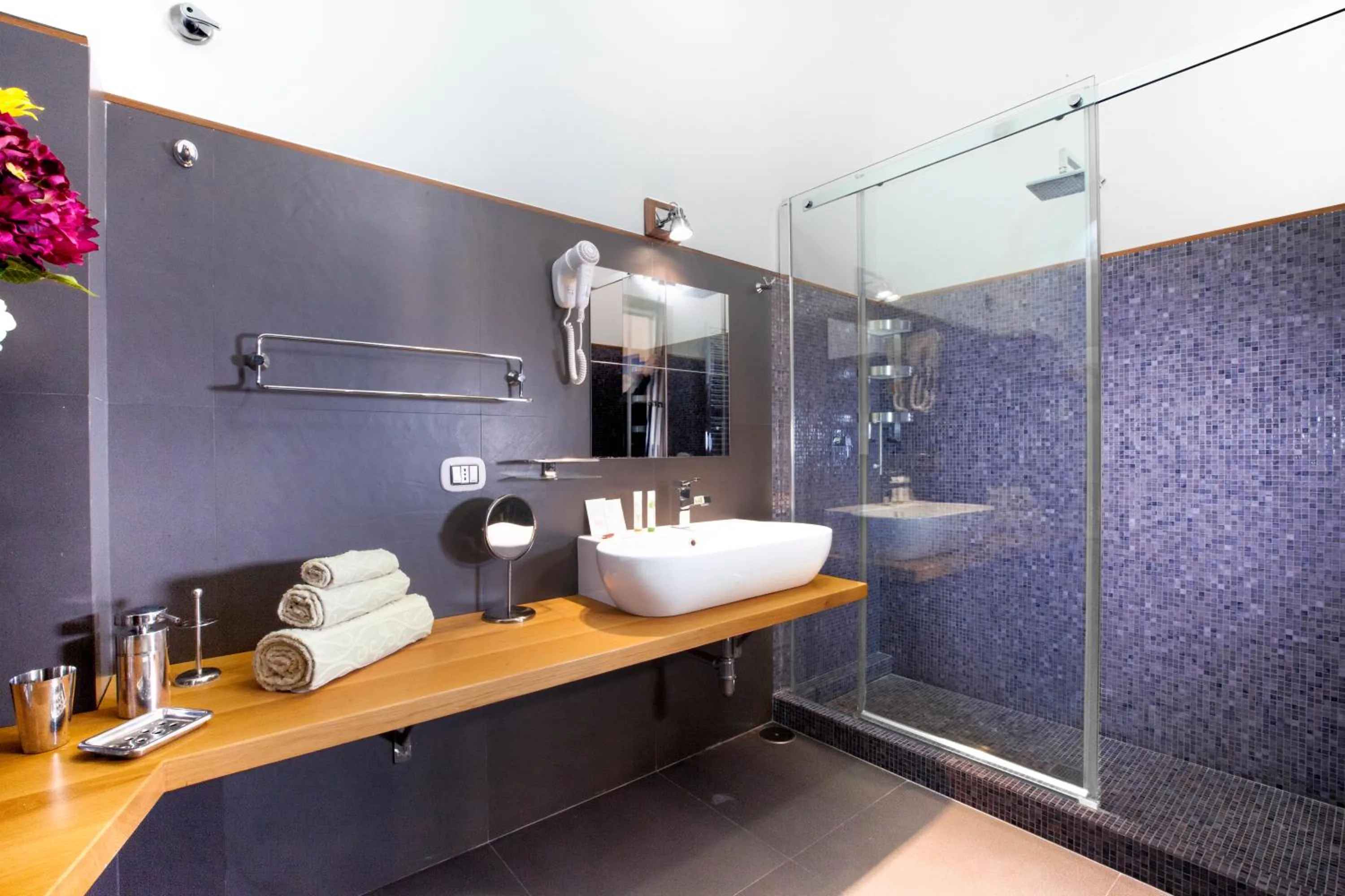 Bathroom in La Terrazza 38