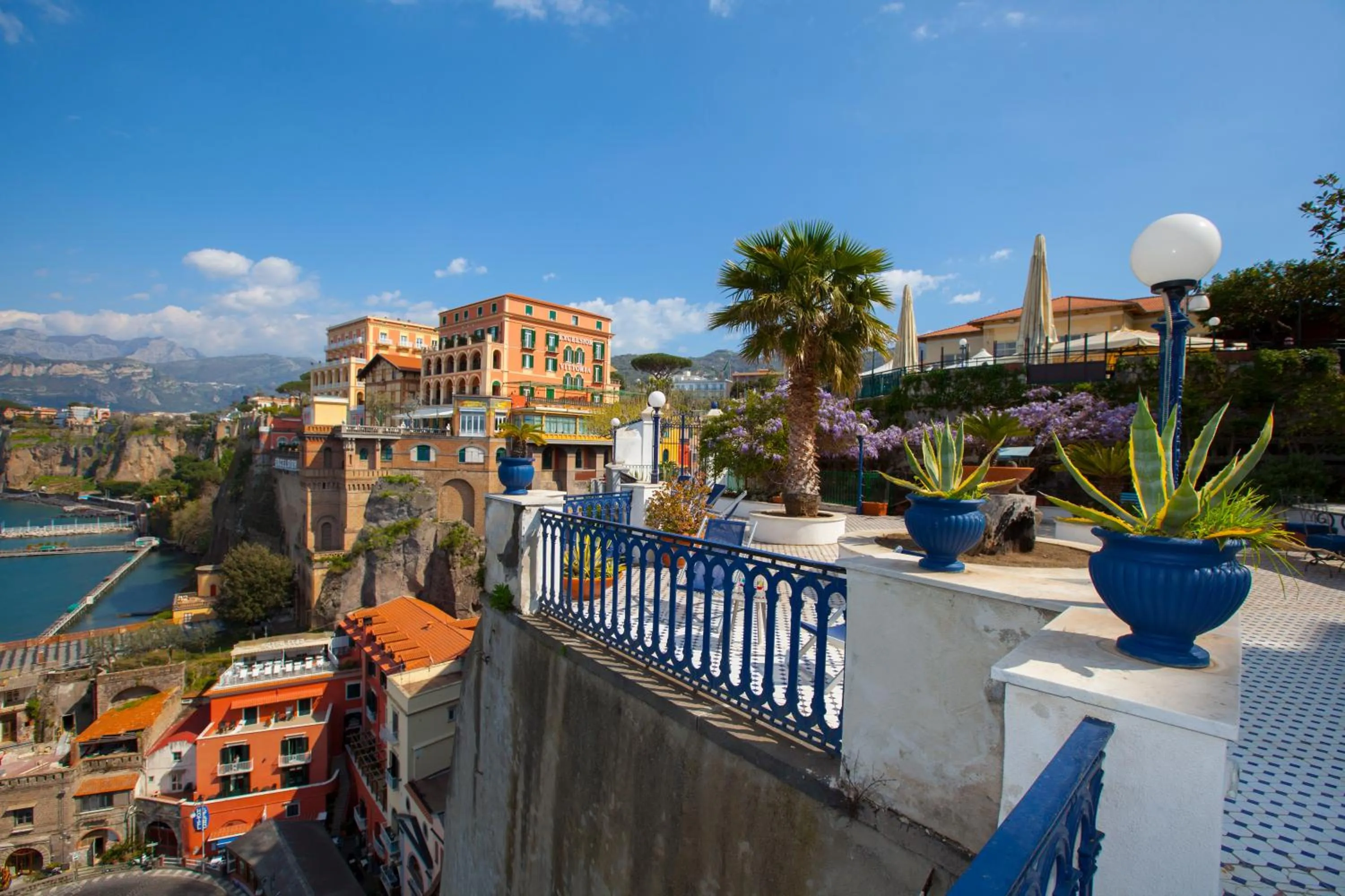 Property building in La Terrazza 38