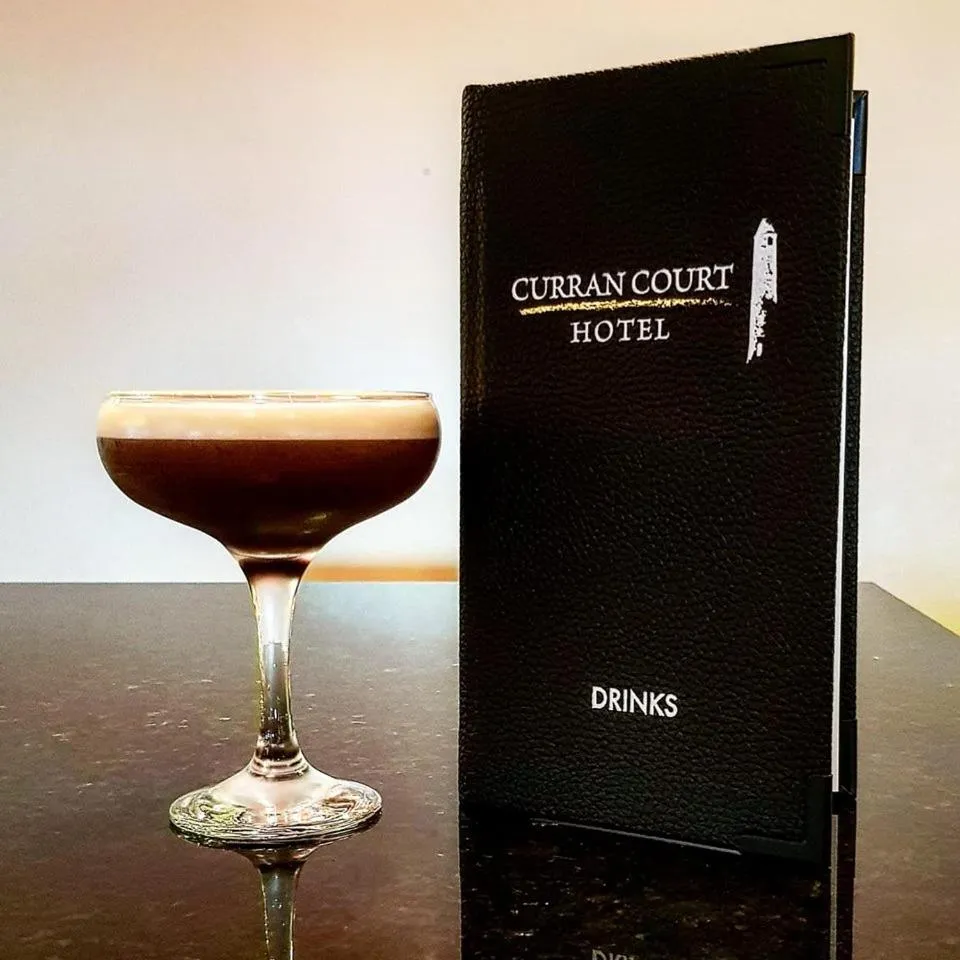 Alcoholic drinks in Curran Court Hotel