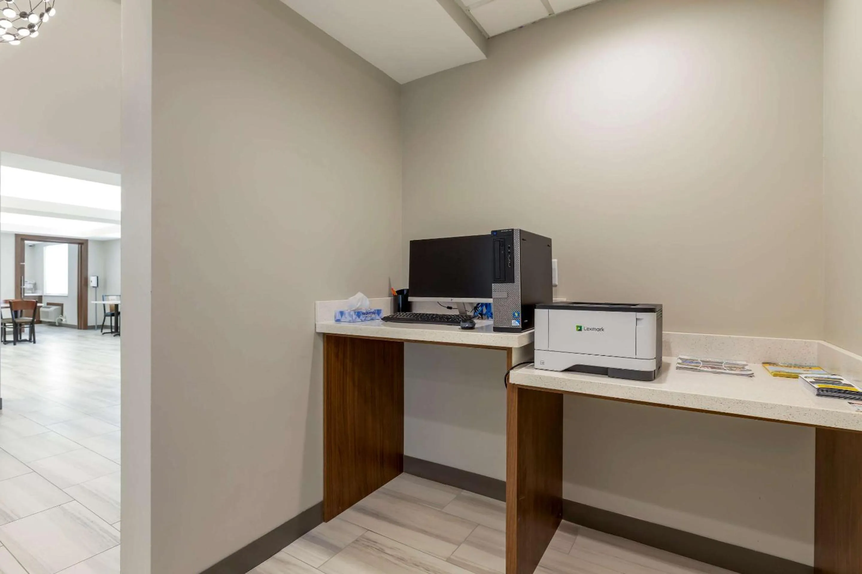 Business facilities in Comfort Inn & Suites Muskogee