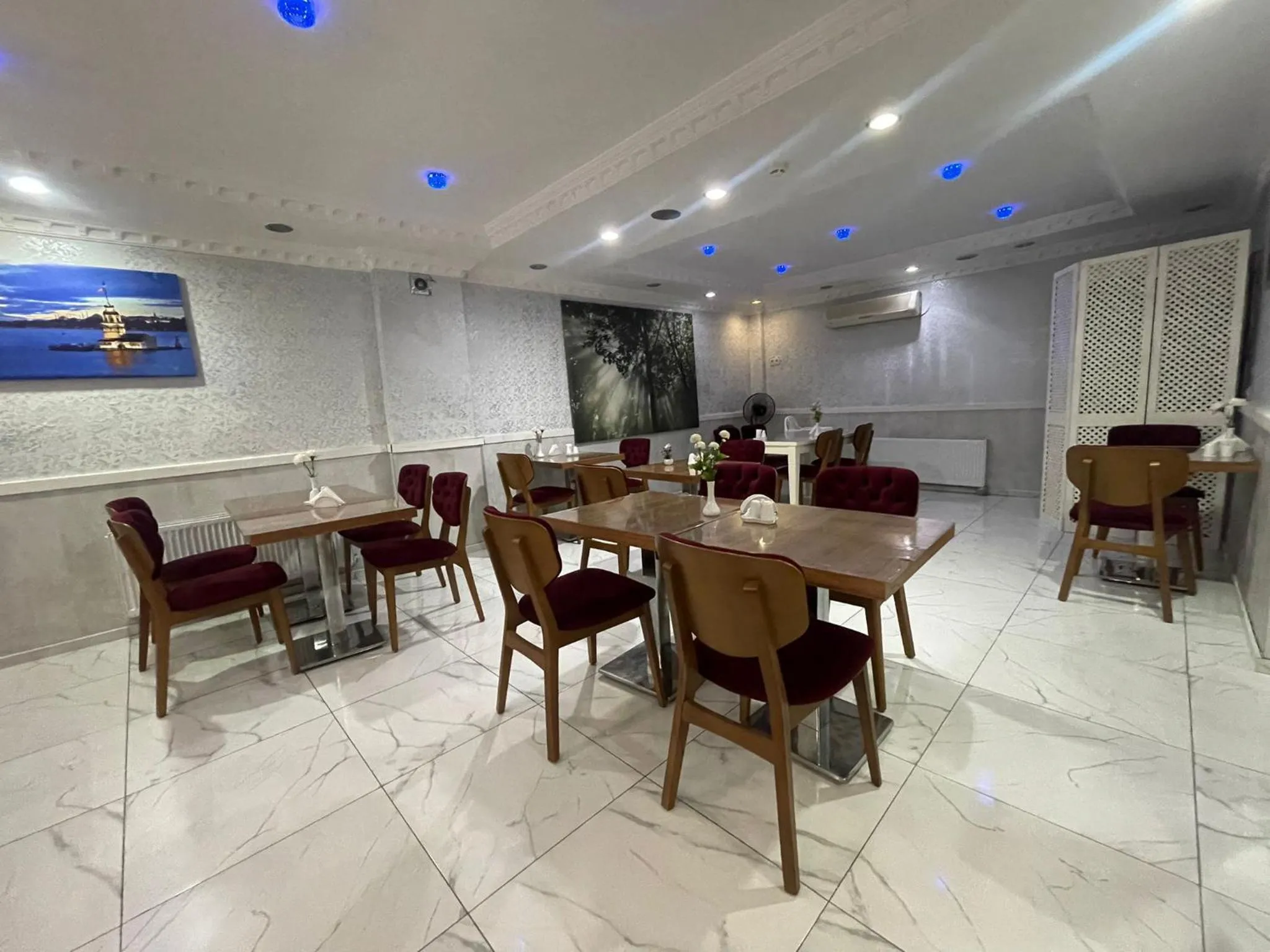 Restaurant/places to eat in Maritime Hotel Istanbul