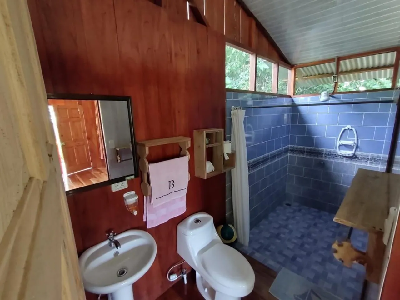 Bathroom in The Sunset Tucano Lodge