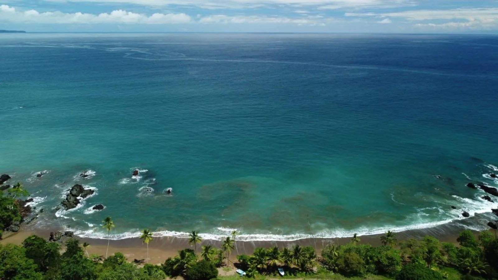 Beach in The Sunset Tucano Lodge