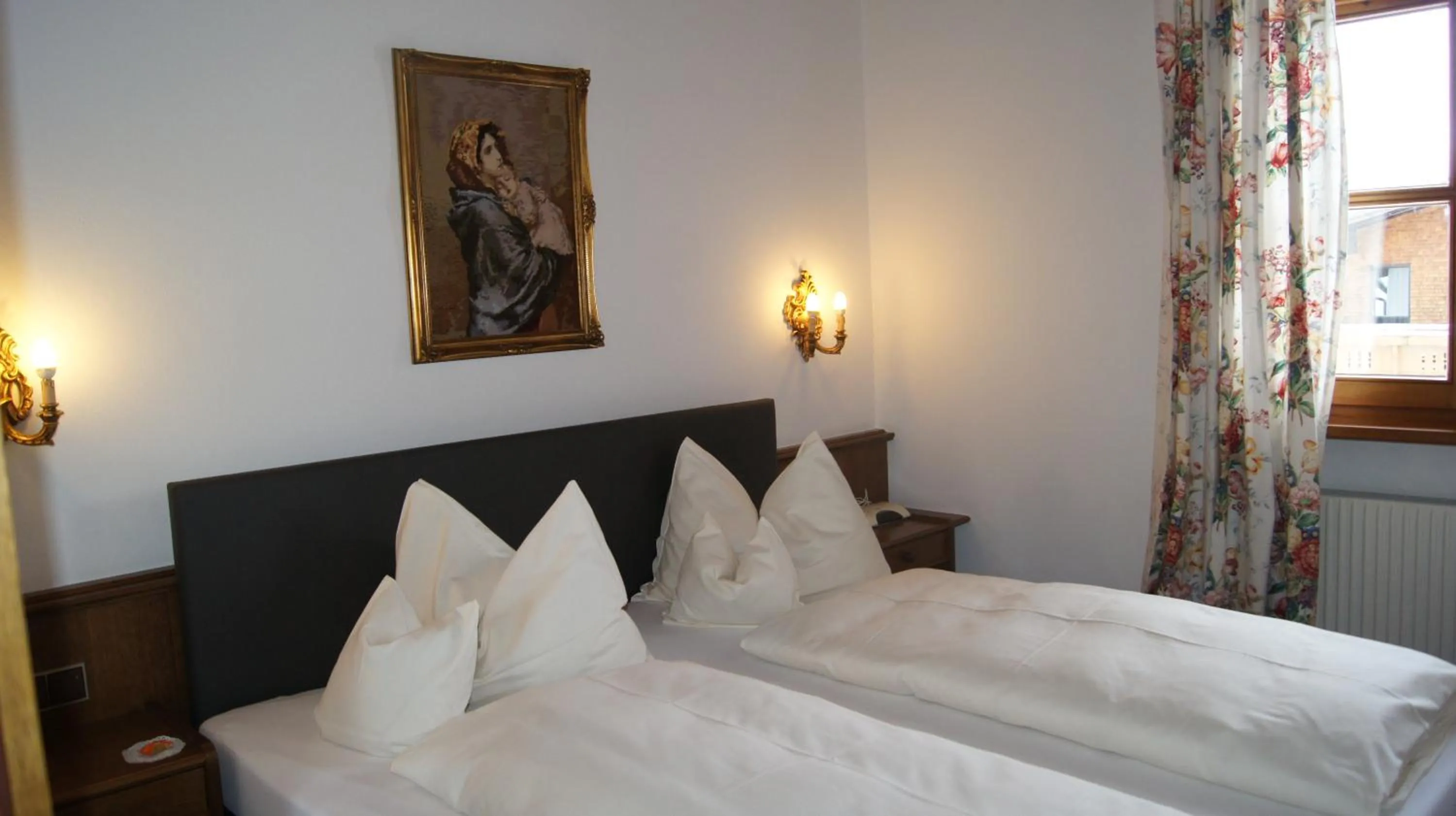 Bed in Hotel Hartenfels