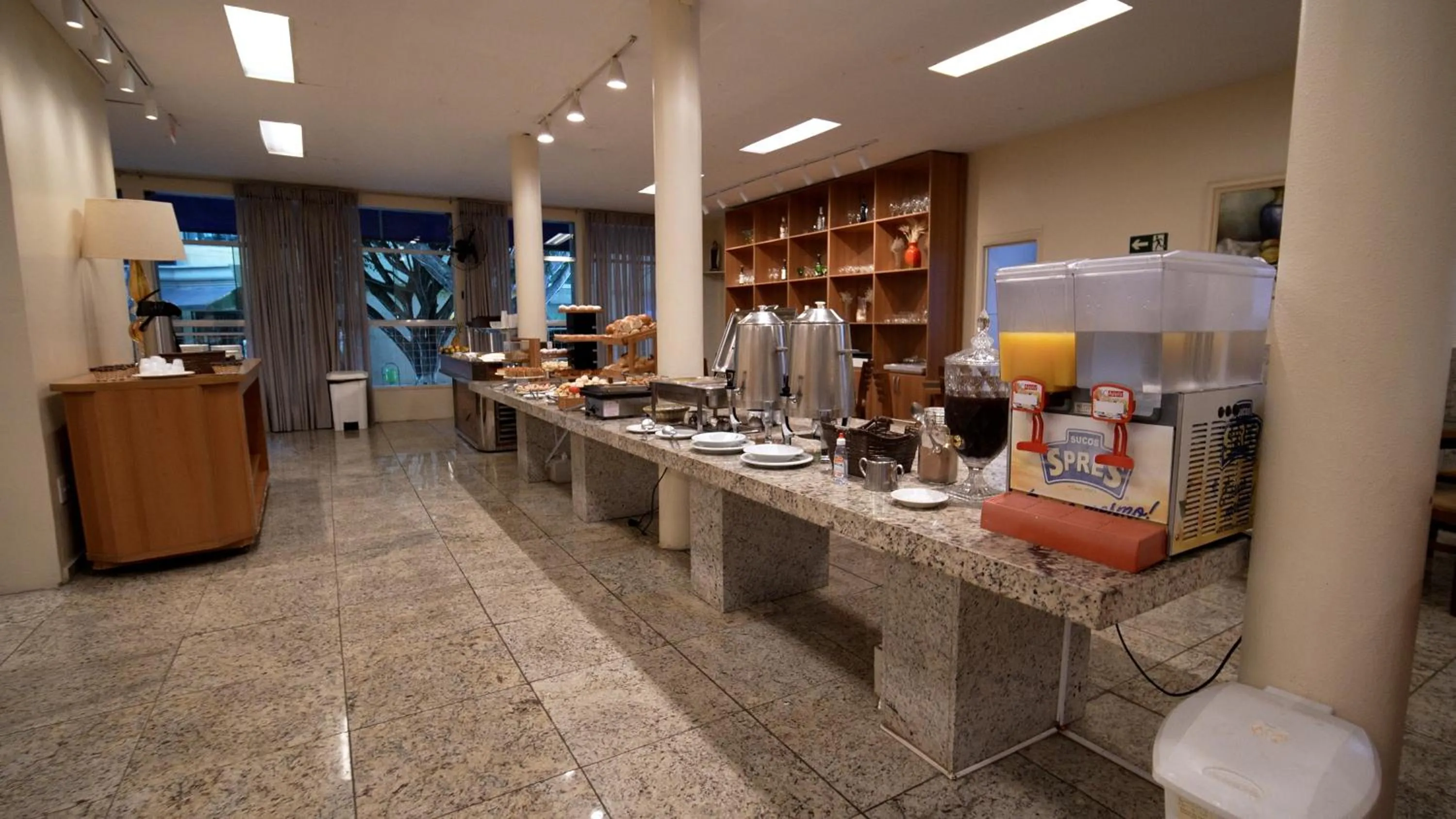 Restaurant/places to eat in Hotel Dan Inn Poços de Caldas - A melhor localização do Centro by Nacional Inn