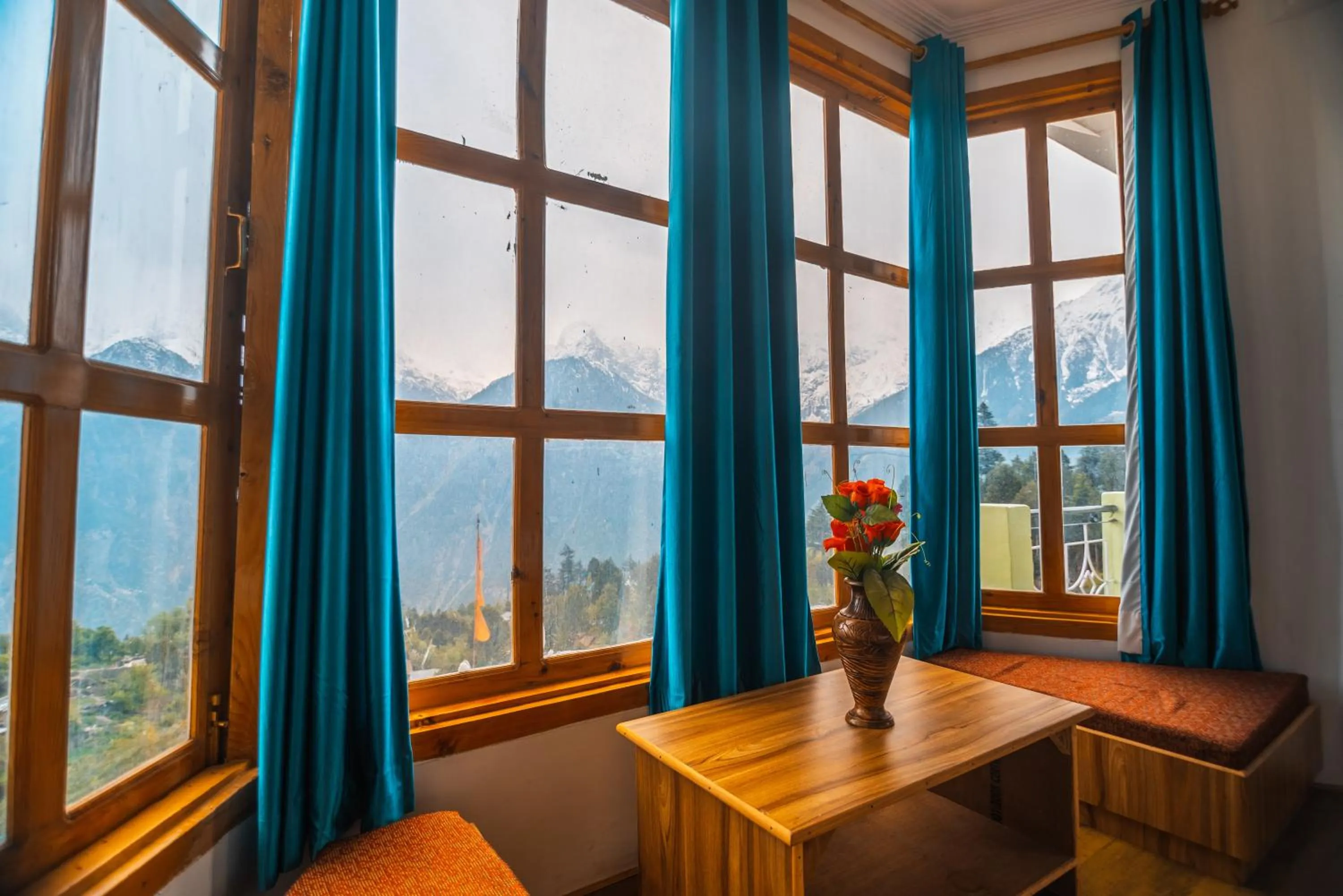 Patio in Hotel Kalpa Deshang