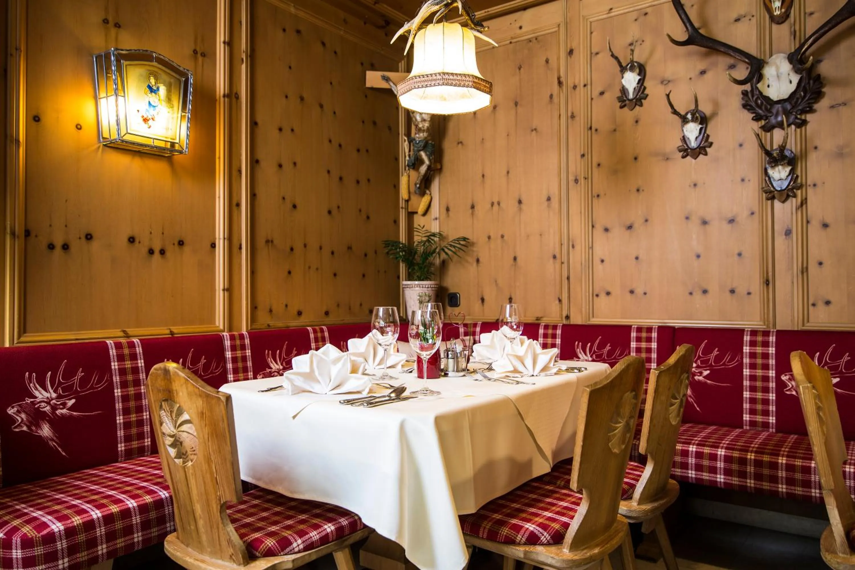 Restaurant/places to eat in Hotel Pramstraller