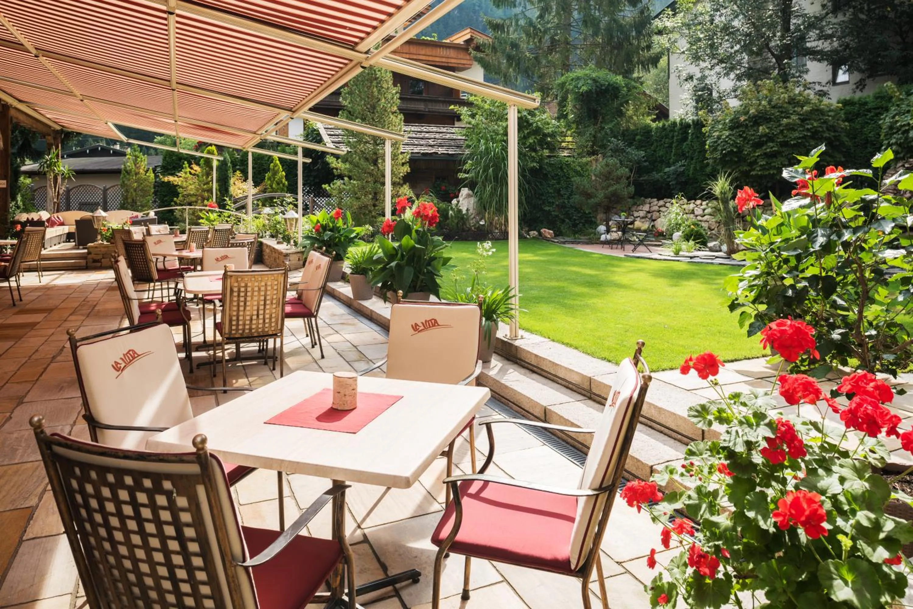 Restaurant/places to eat in Hotel Pramstraller