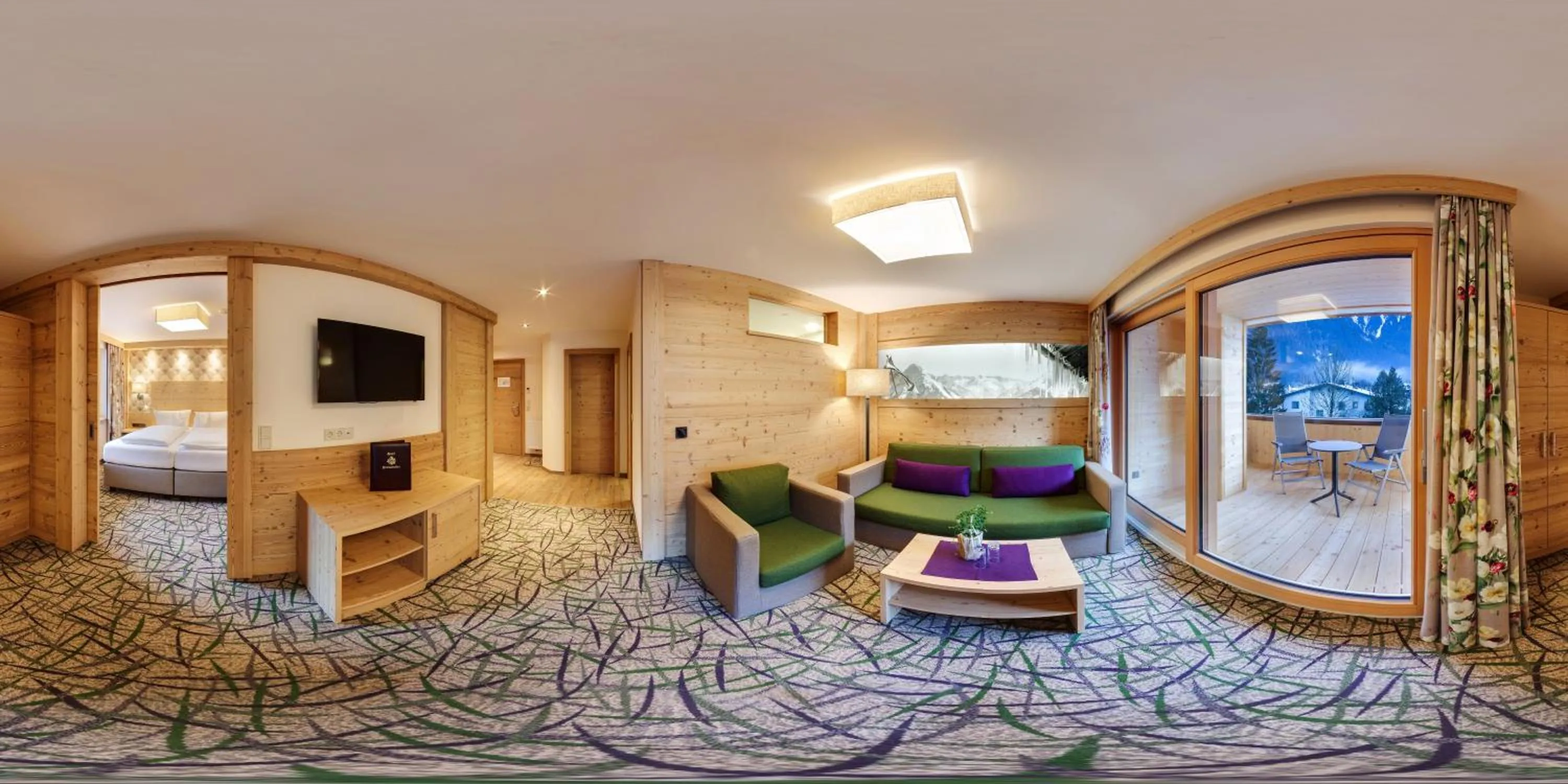 Balcony/Terrace, Bed in Hotel Pramstraller