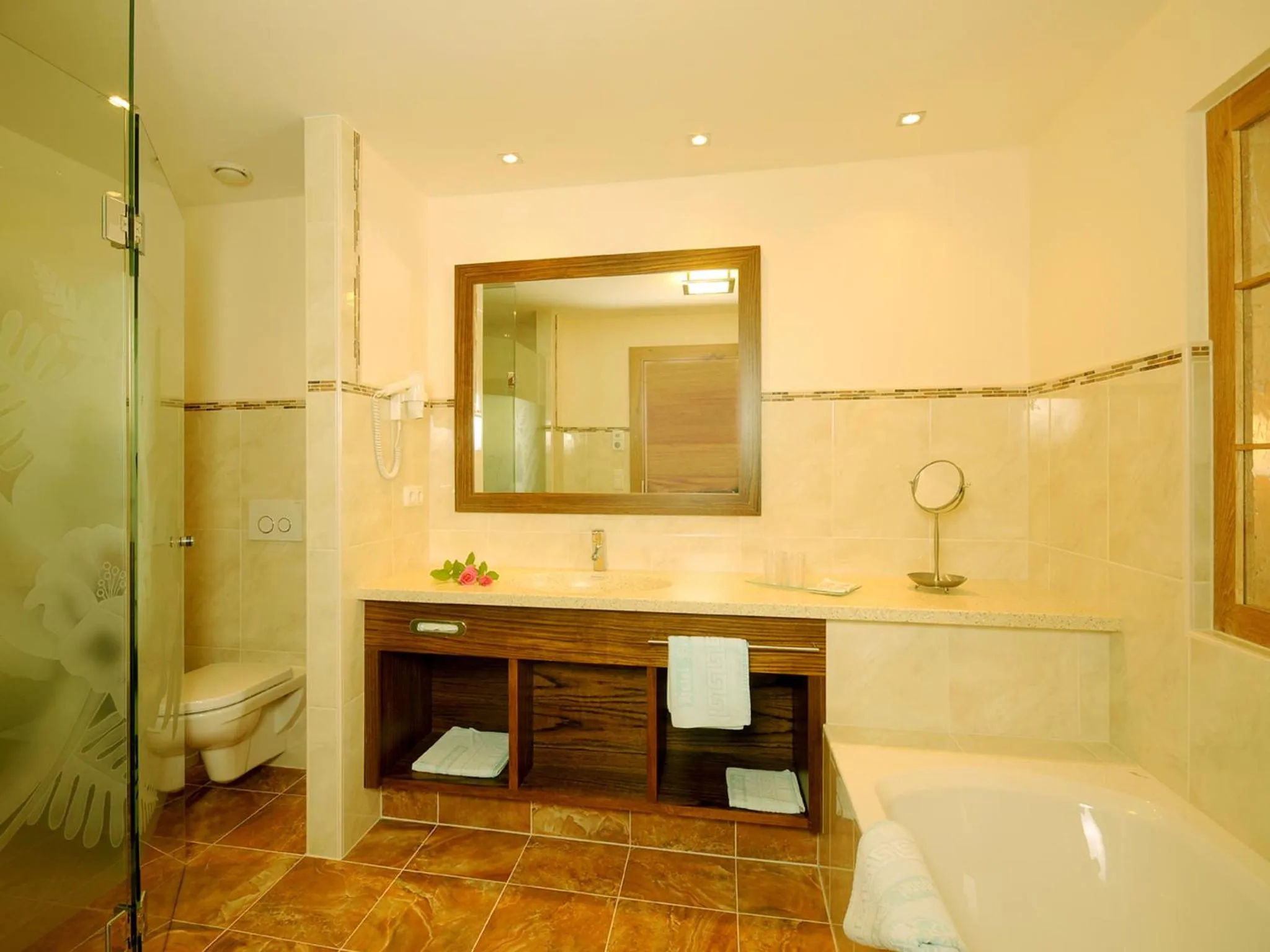 Bathroom in Hotel Pramstraller