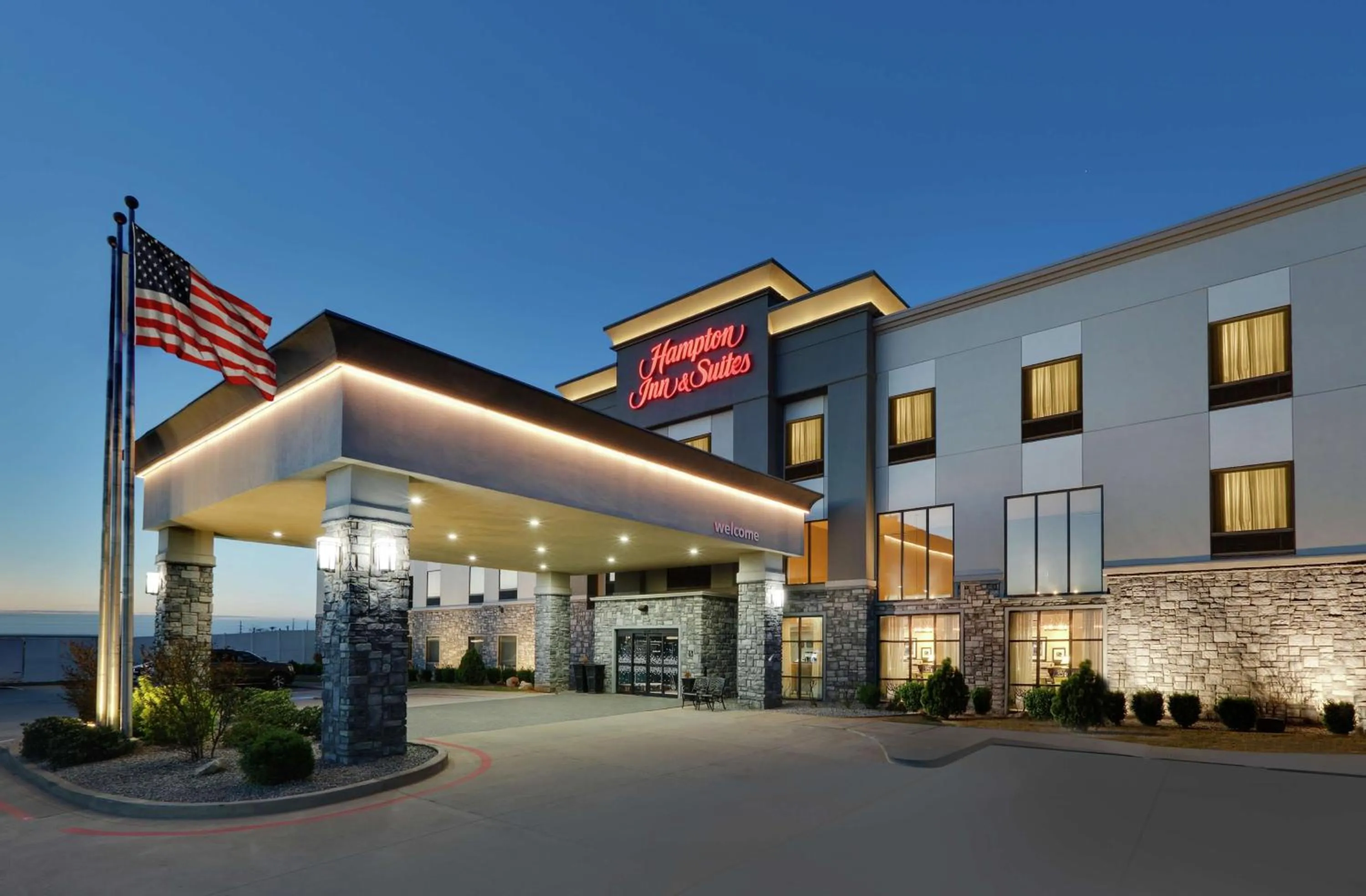 Property building in Hampton Inn & Suites Childress
