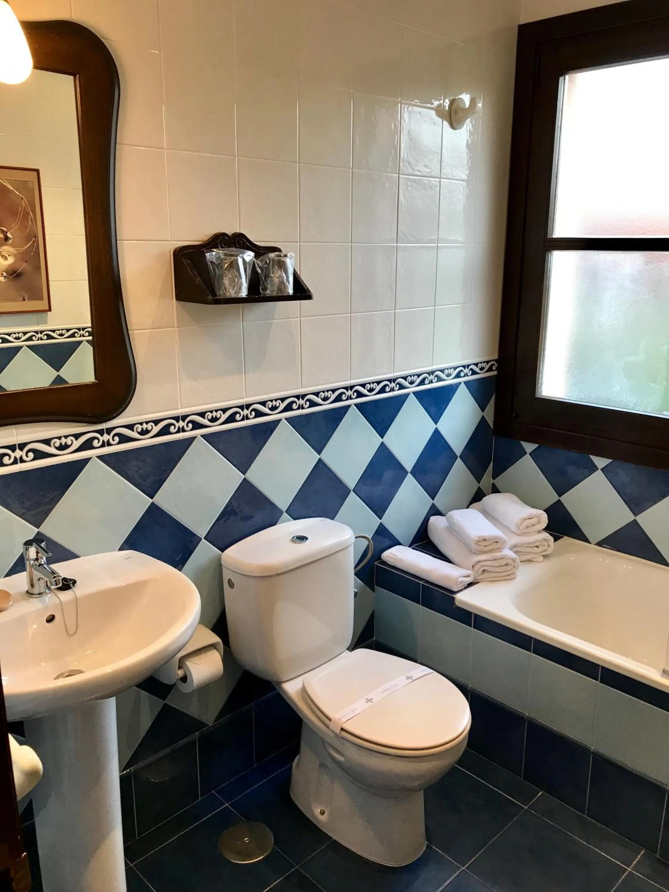 Bathroom in Hotel Rural El Texeu