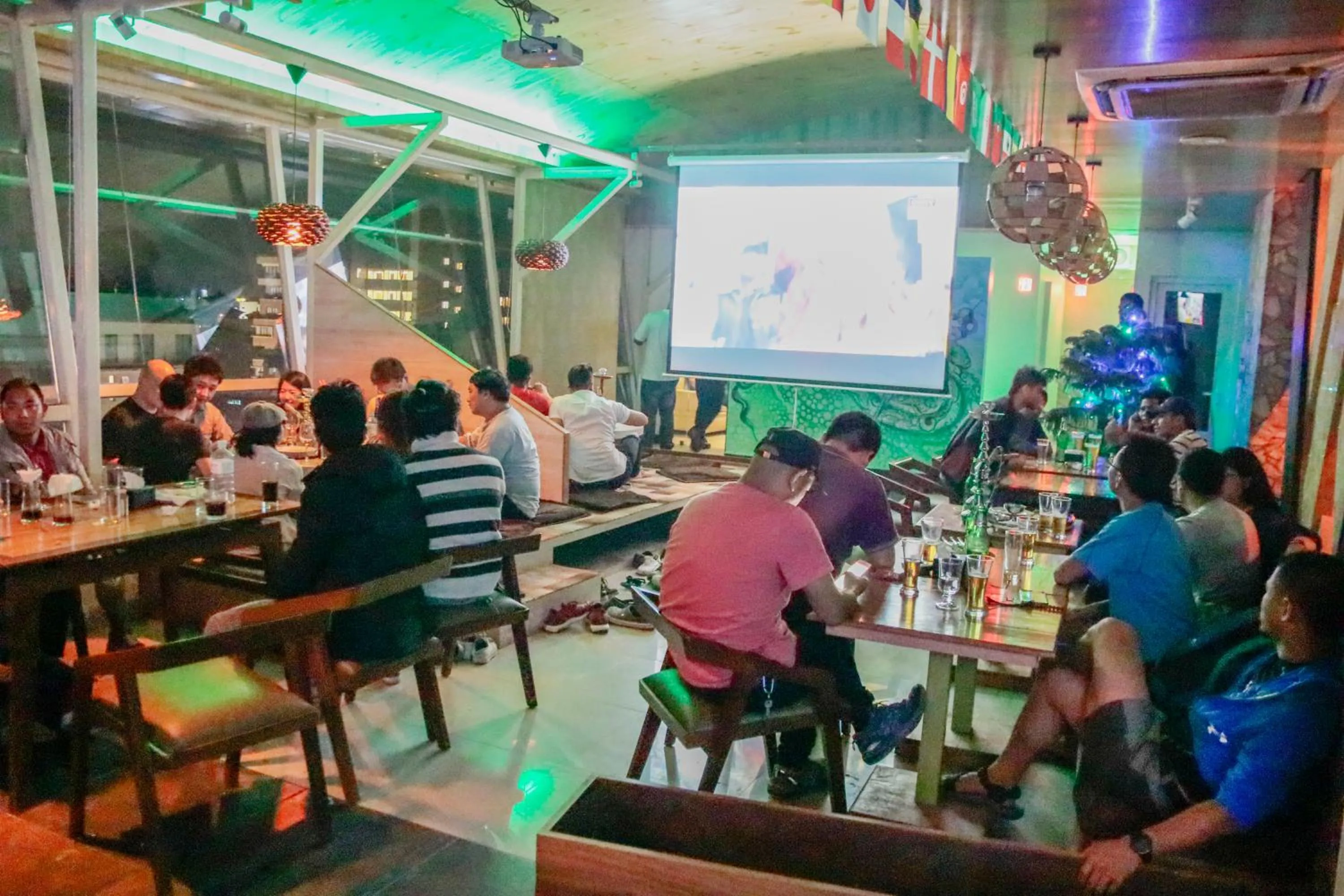 Restaurant/places to eat in Retro Hotel and Spa