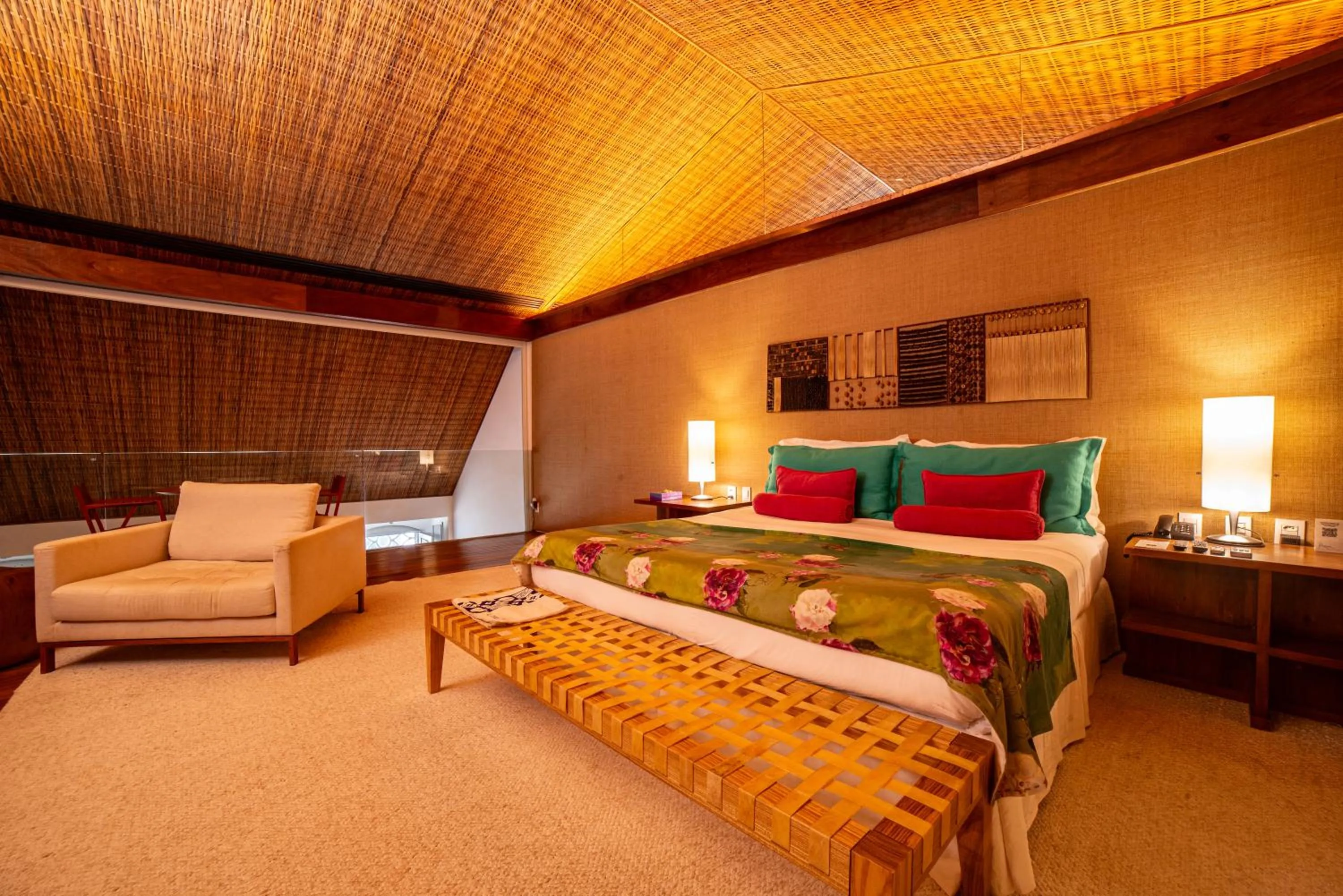 Bed in Pousada Literária de Paraty