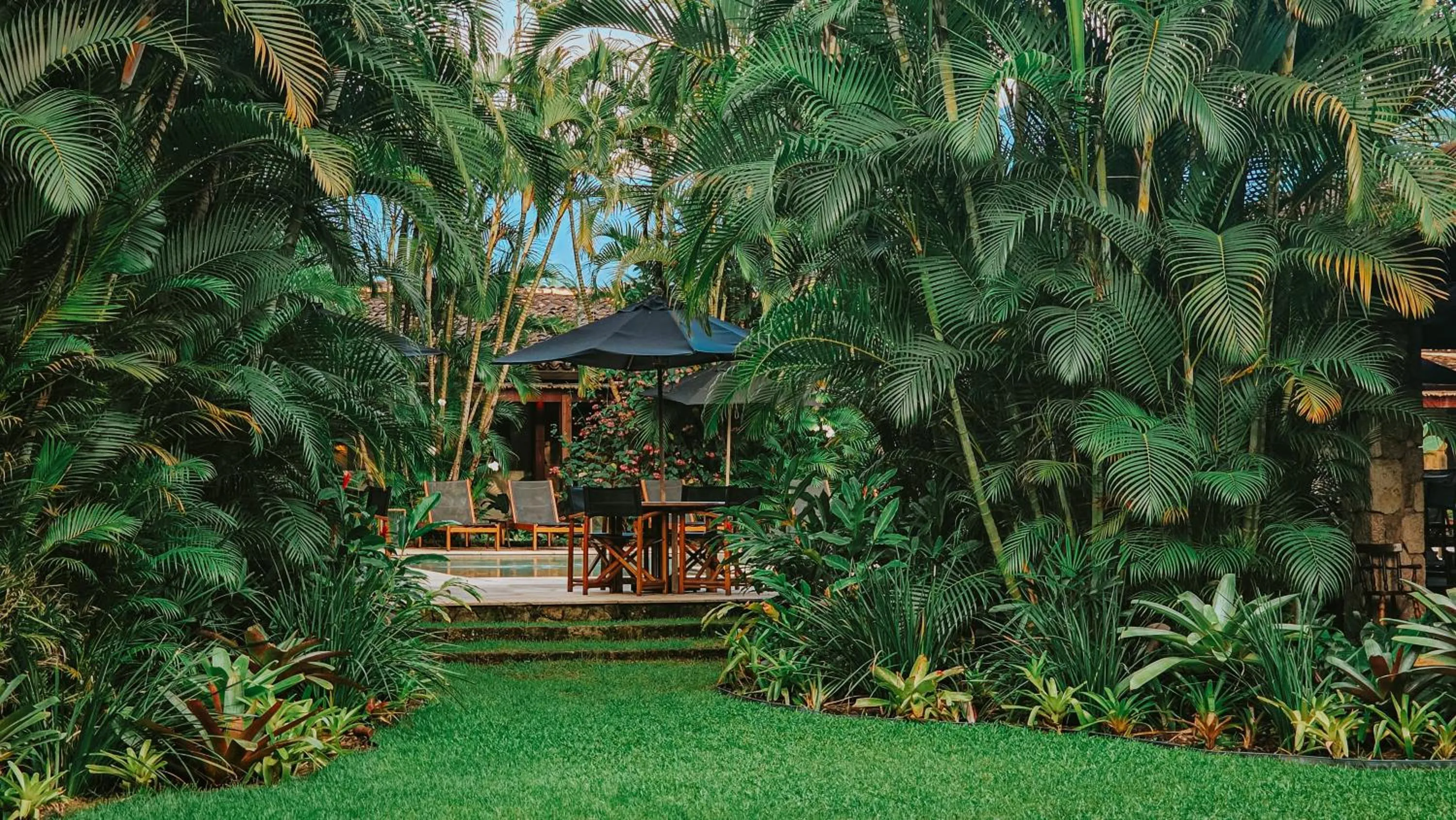 Garden in Pousada Literária de Paraty