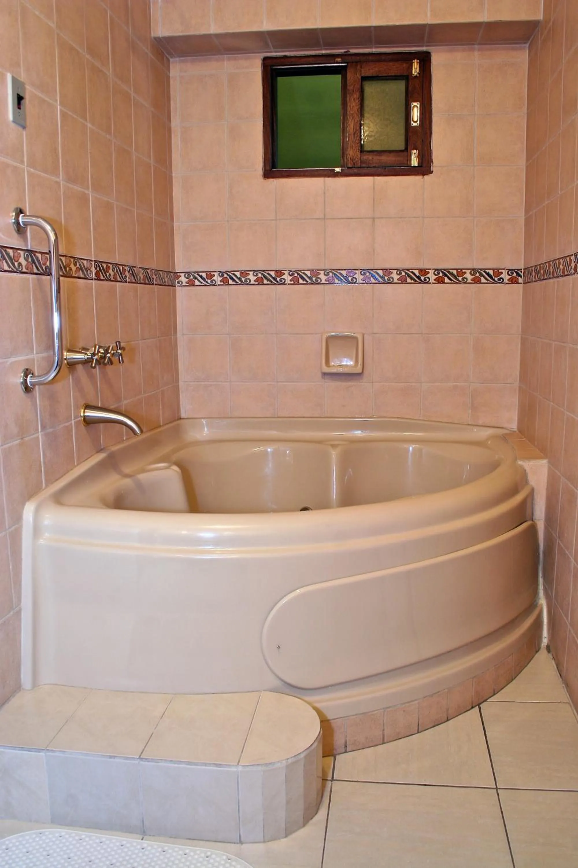 Hot Tub in San Marino Royal Hotel