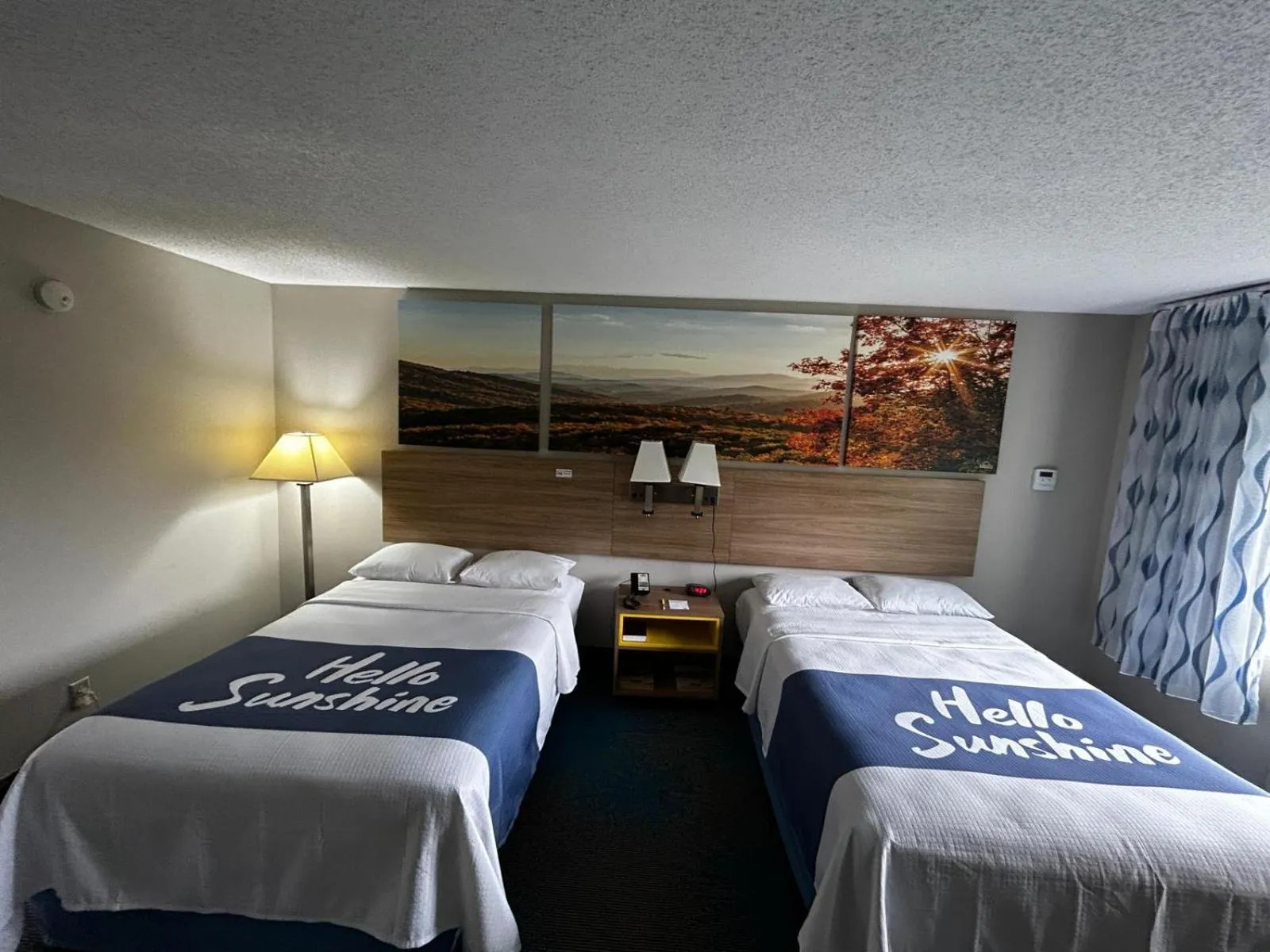 View (from property/room), Bed in Days Inn by Wyndham Dahlonega University Area