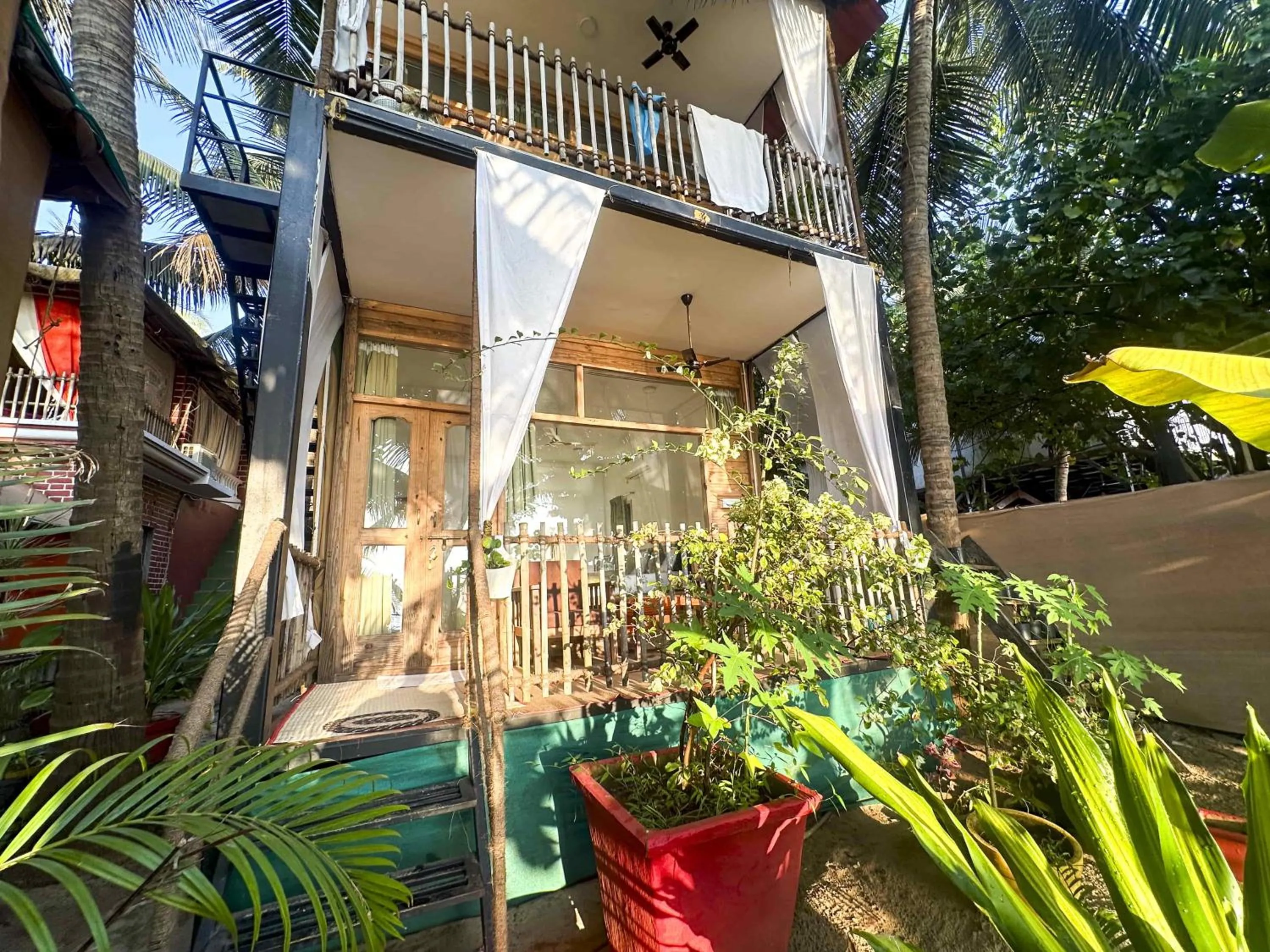 Property building in Secret Garden Agonda Beach Resort