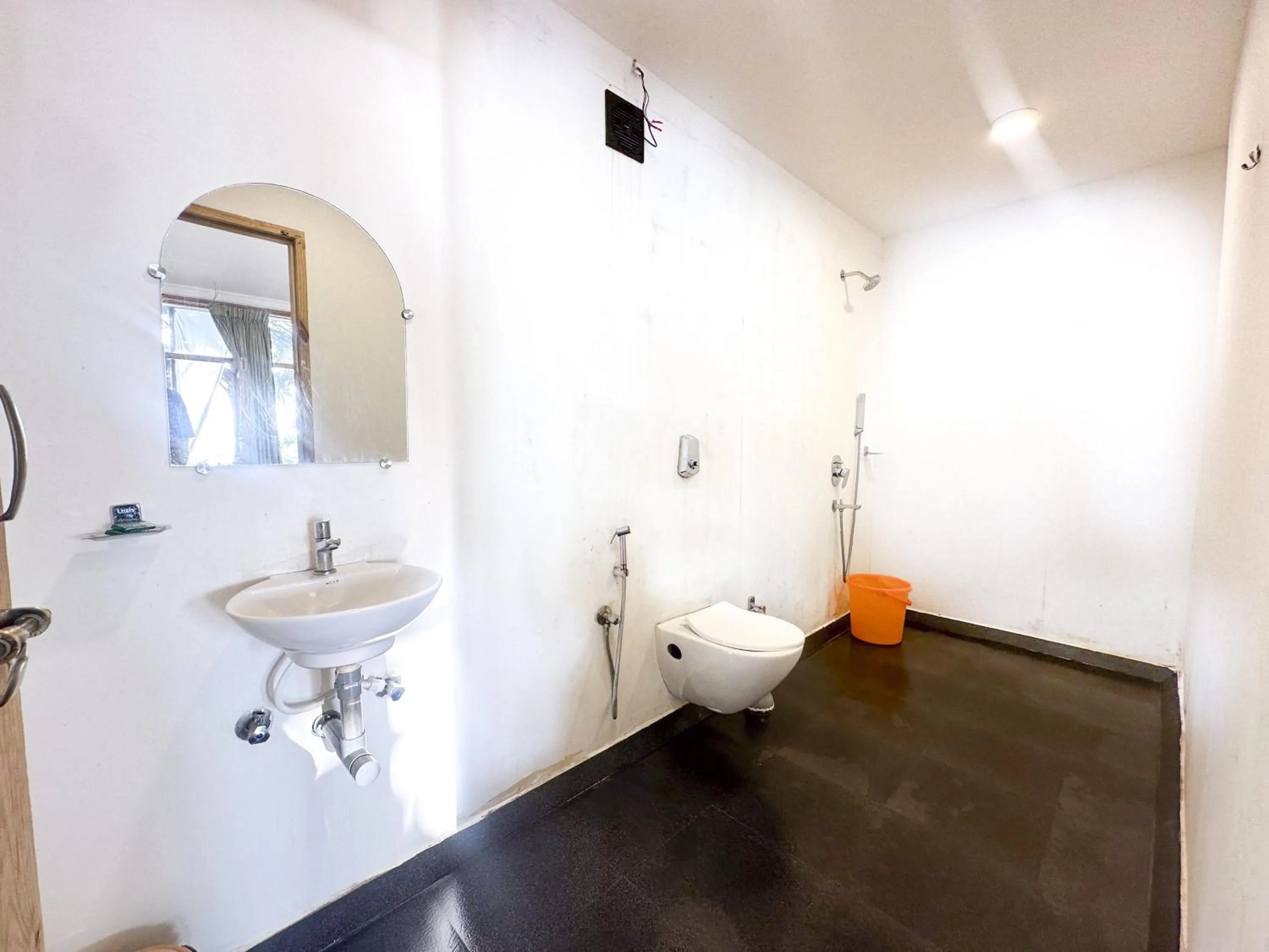 Bathroom in Secret Garden Agonda Beach Resort