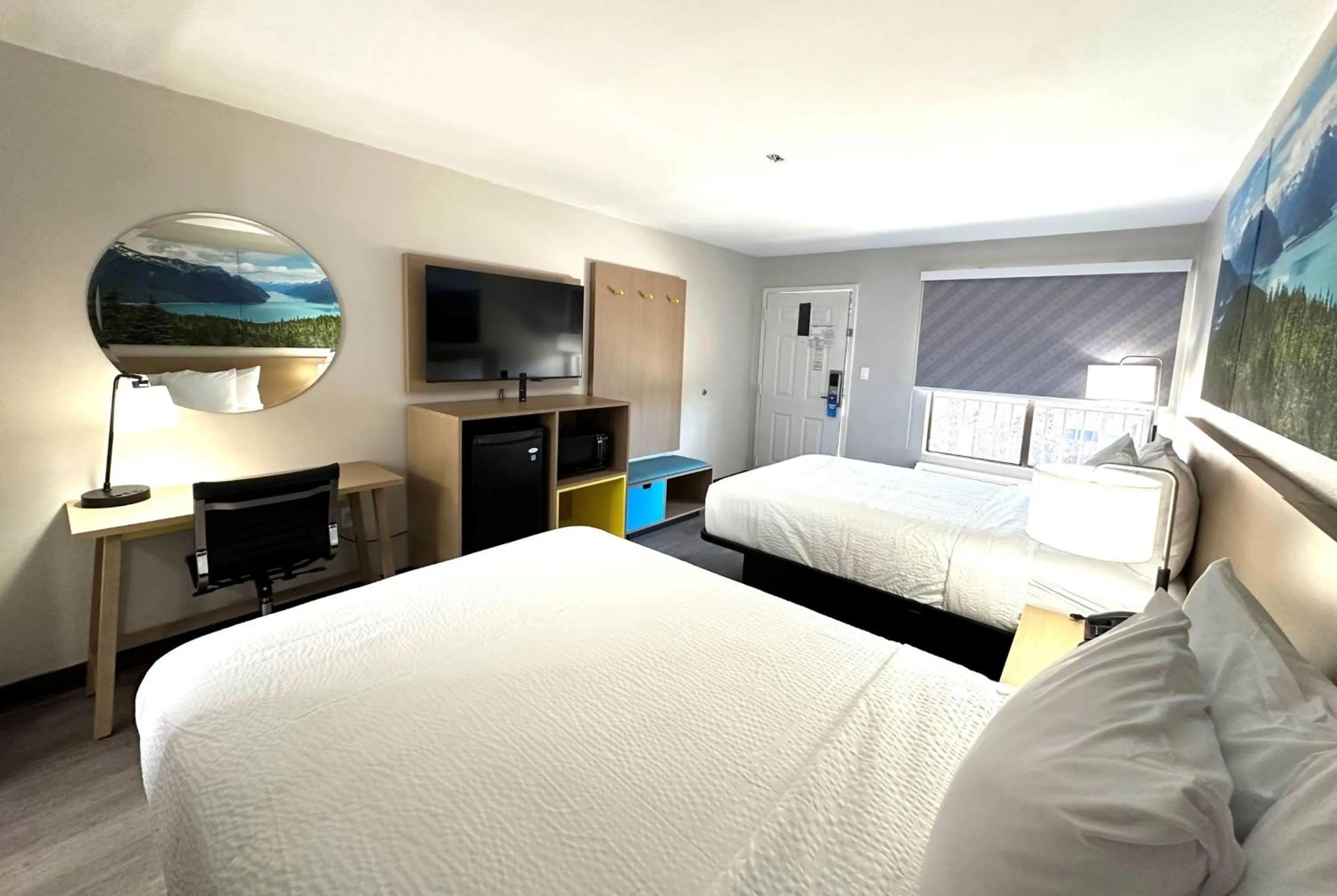 Photo of the whole room in EconomyLodge