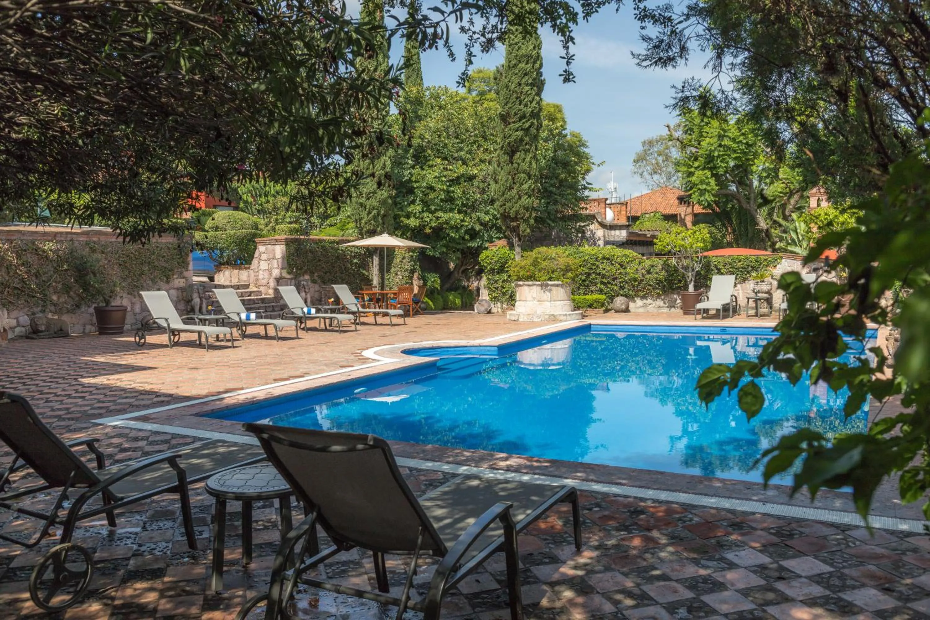 Swimming pool in Villa Montaña Hotel & Spa