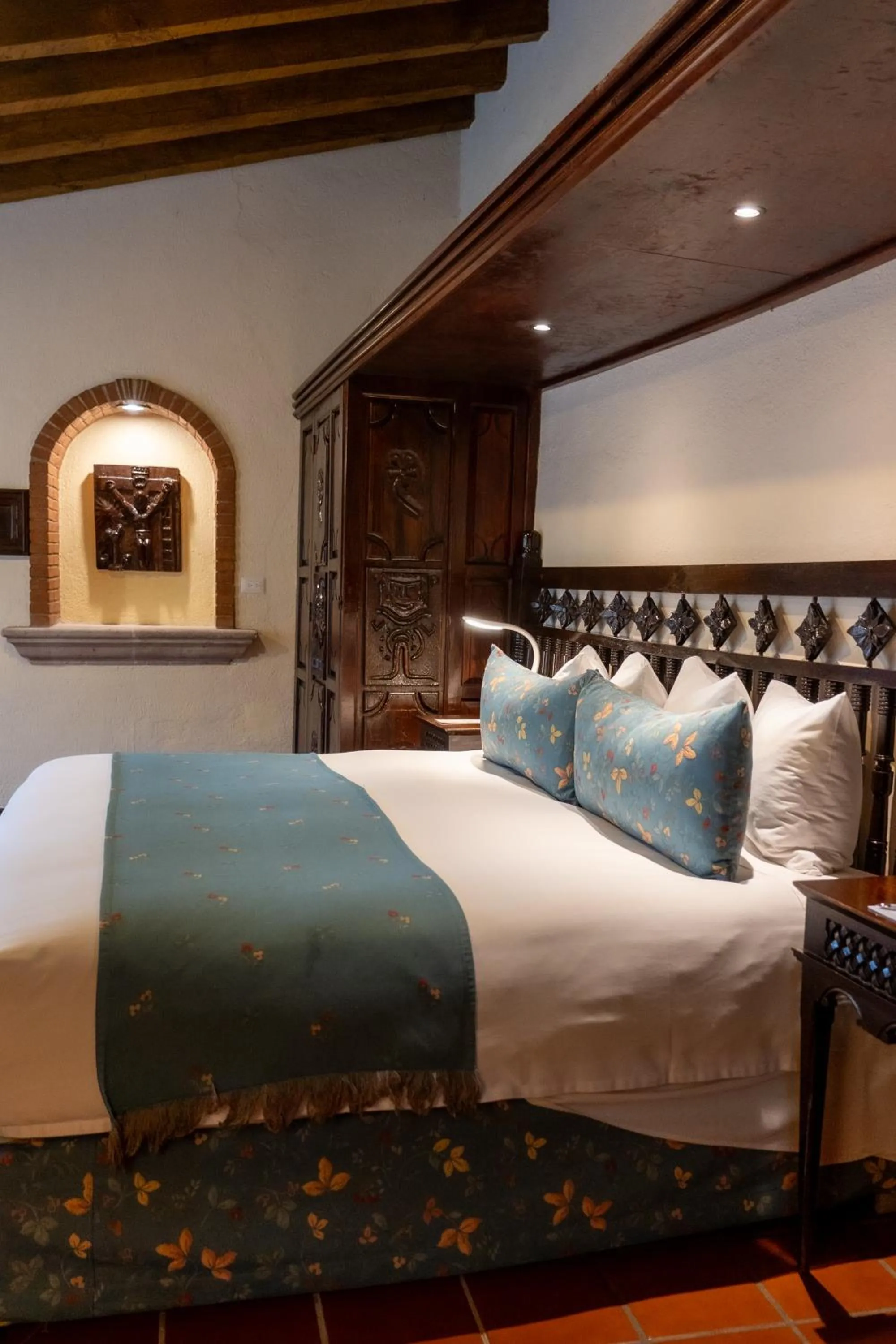 Bed in Villa Montaña Hotel & Spa