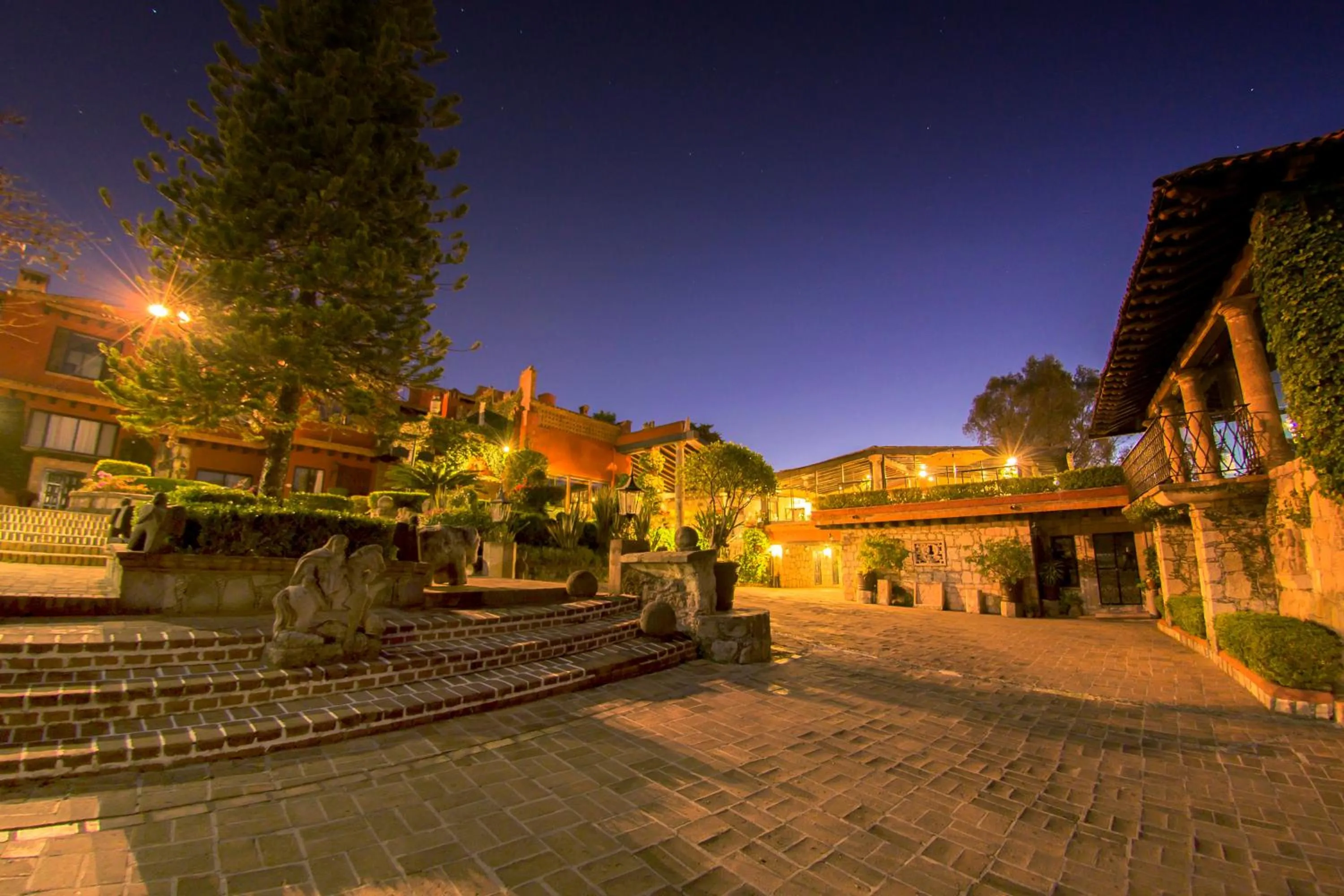 Property building in Villa Montaña Hotel & Spa