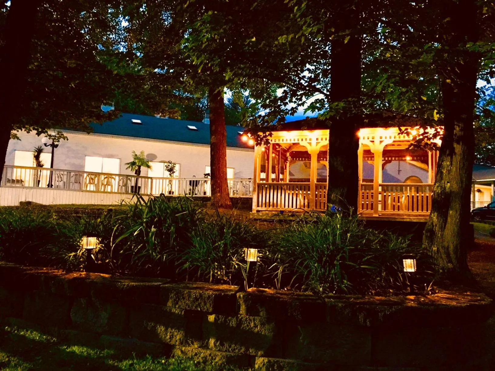 Exit 5 Resort & Condominium