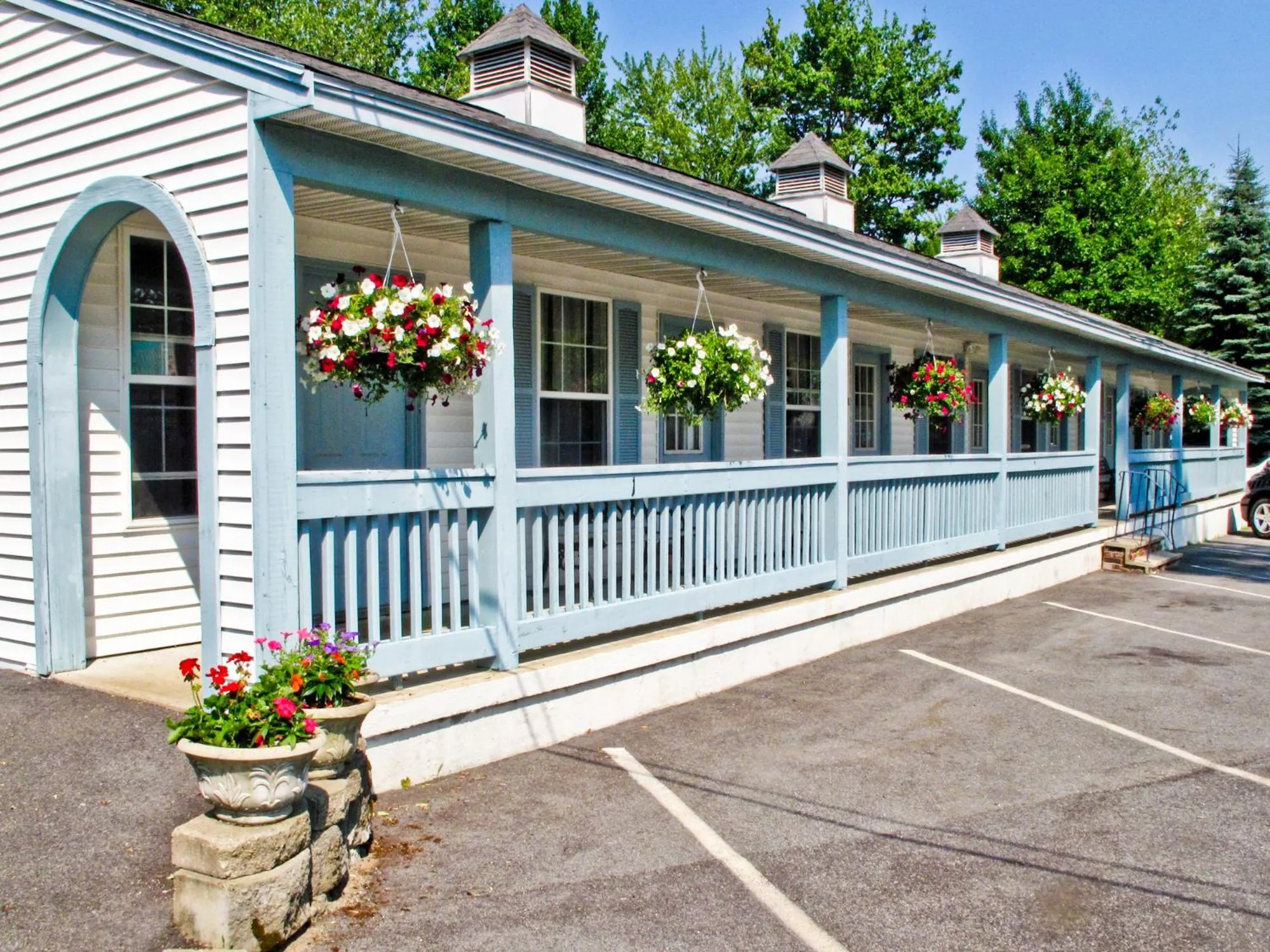 Property building in Exit 5 Resort & Condominium