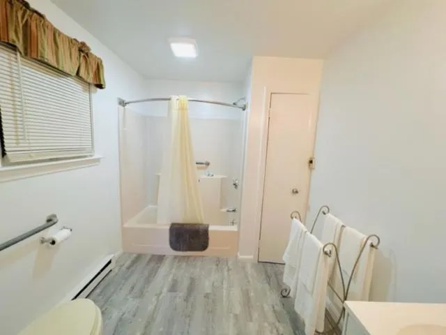 Exit 5 Resort & Condominium
