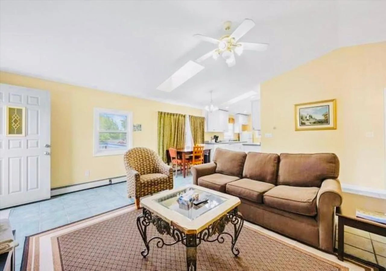 Exit 5 Resort & Condominium