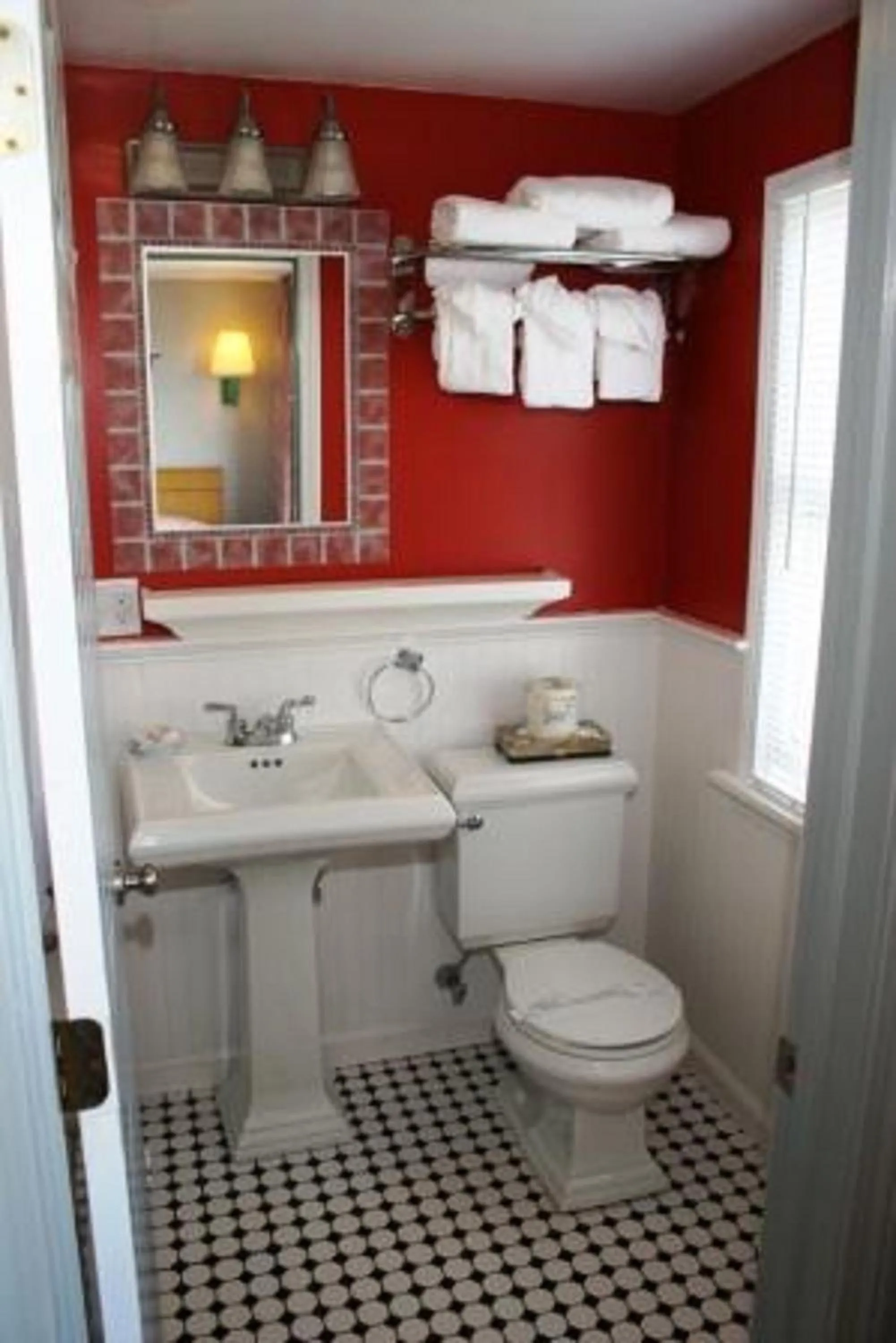 Bathroom in The Corsair & Cross Rip Oceanfront